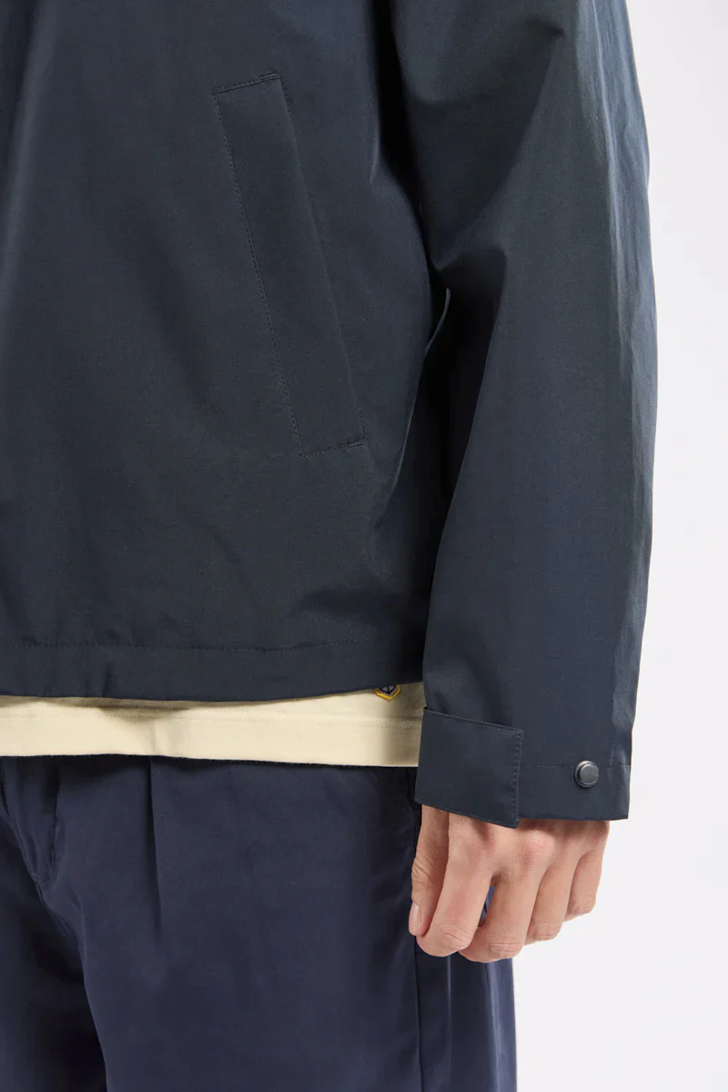 x Bermudes Waterproof Jacket - Marine Deep - Image 5