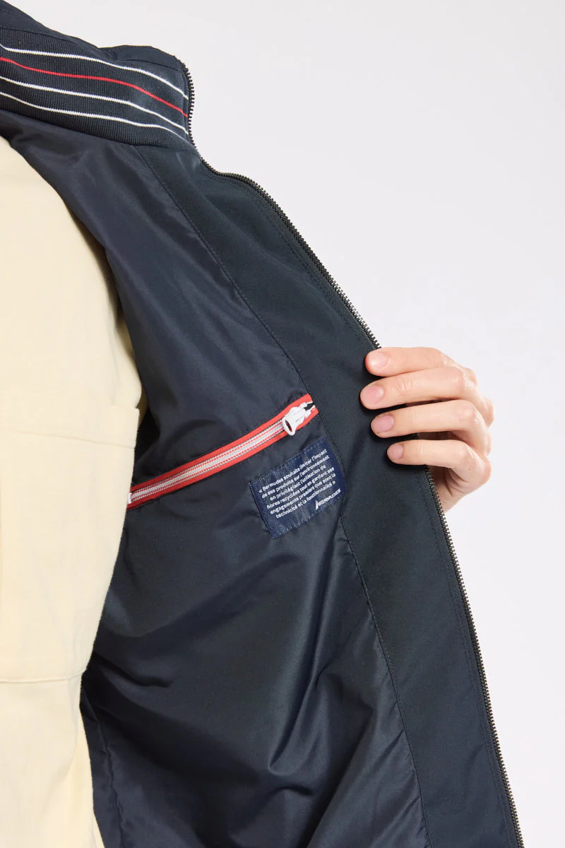 x Bermudes Waterproof Jacket - Marine Deep - Image 6