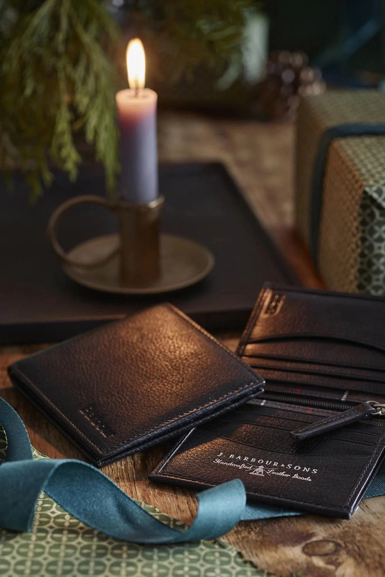 Colwell Leather Billfold Wallet - Black/Classic - Image 3