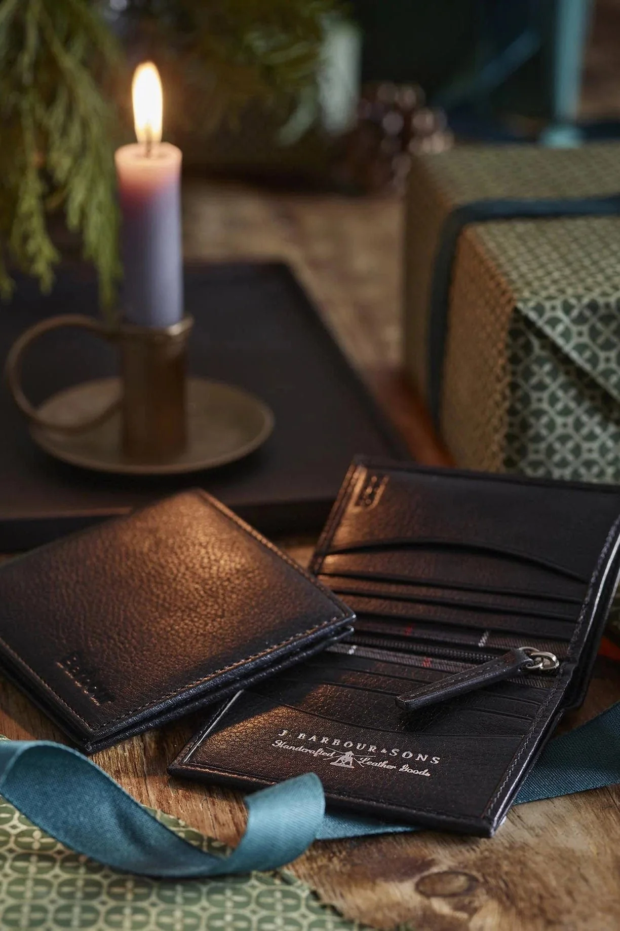 Colwell Small Billfold - Black/Classic - Image 3