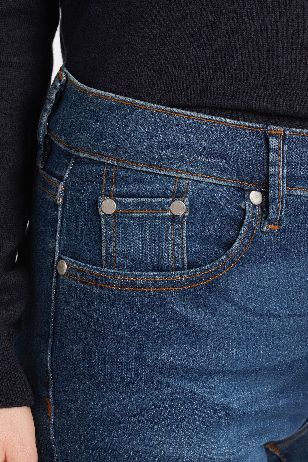 Essential Slim Jean - Worn Blue - Image 5