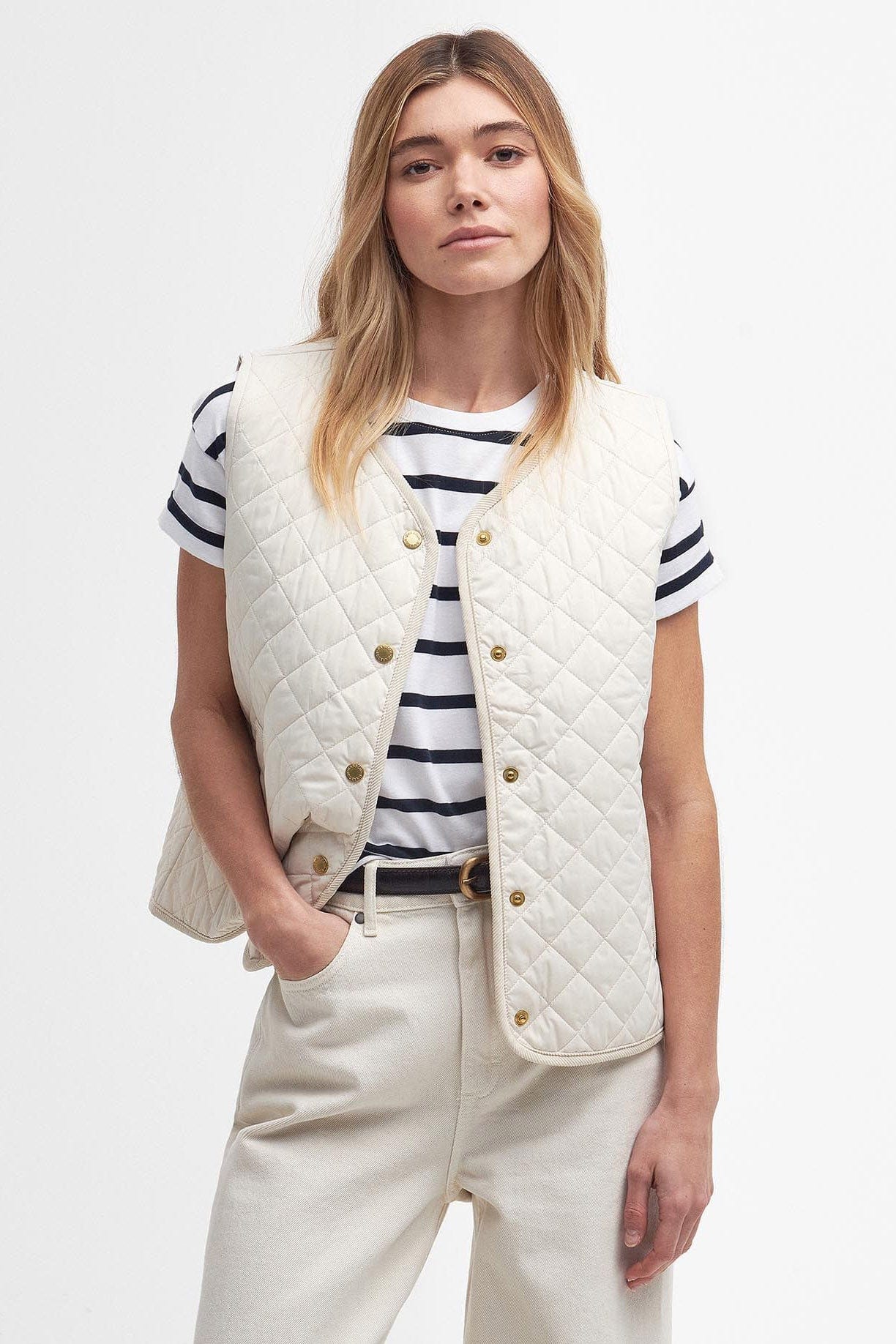Hannah Gilet - Salt - Image 2