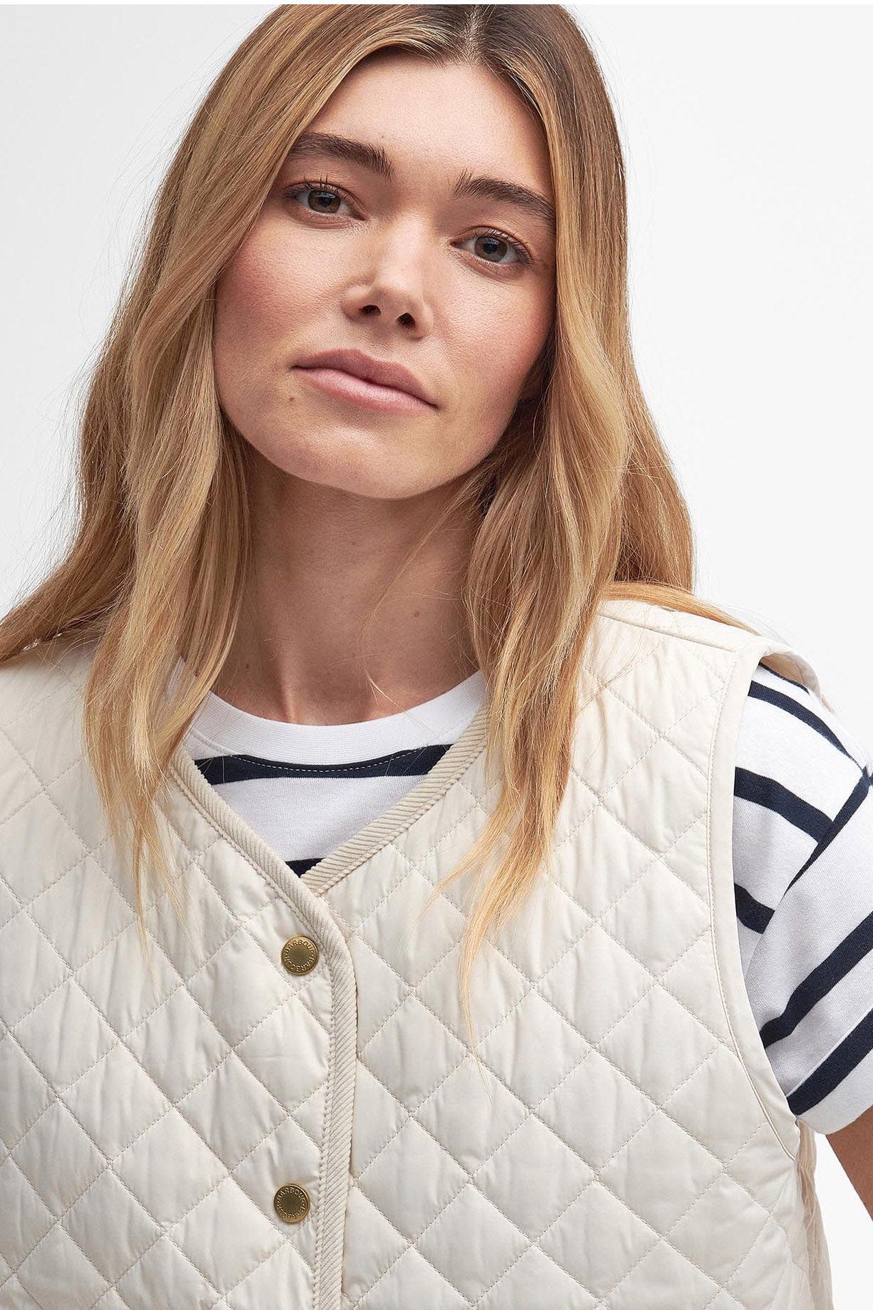 Hannah Gilet - Salt - Image 4