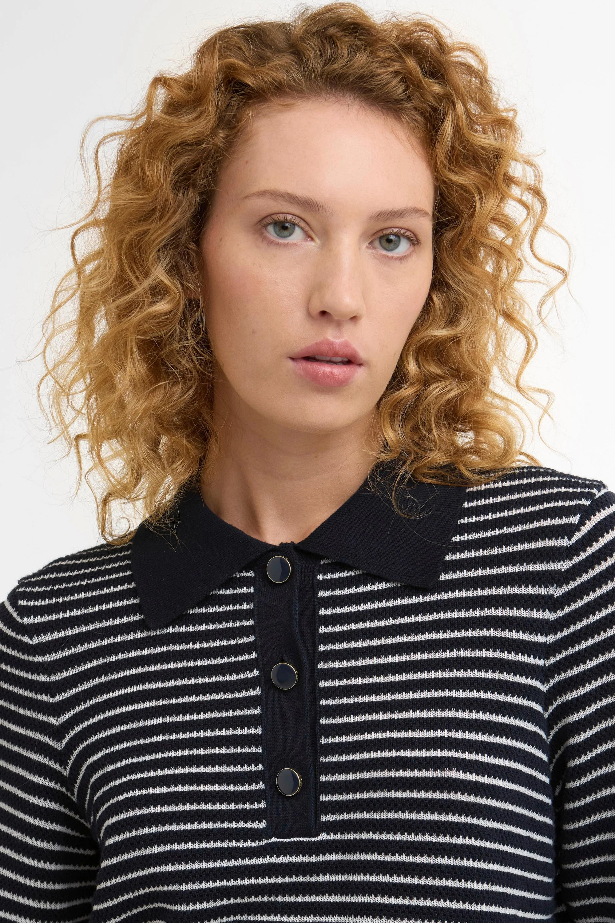 Inez Knitted Jumper - Dark Navy Stripe - Image 4