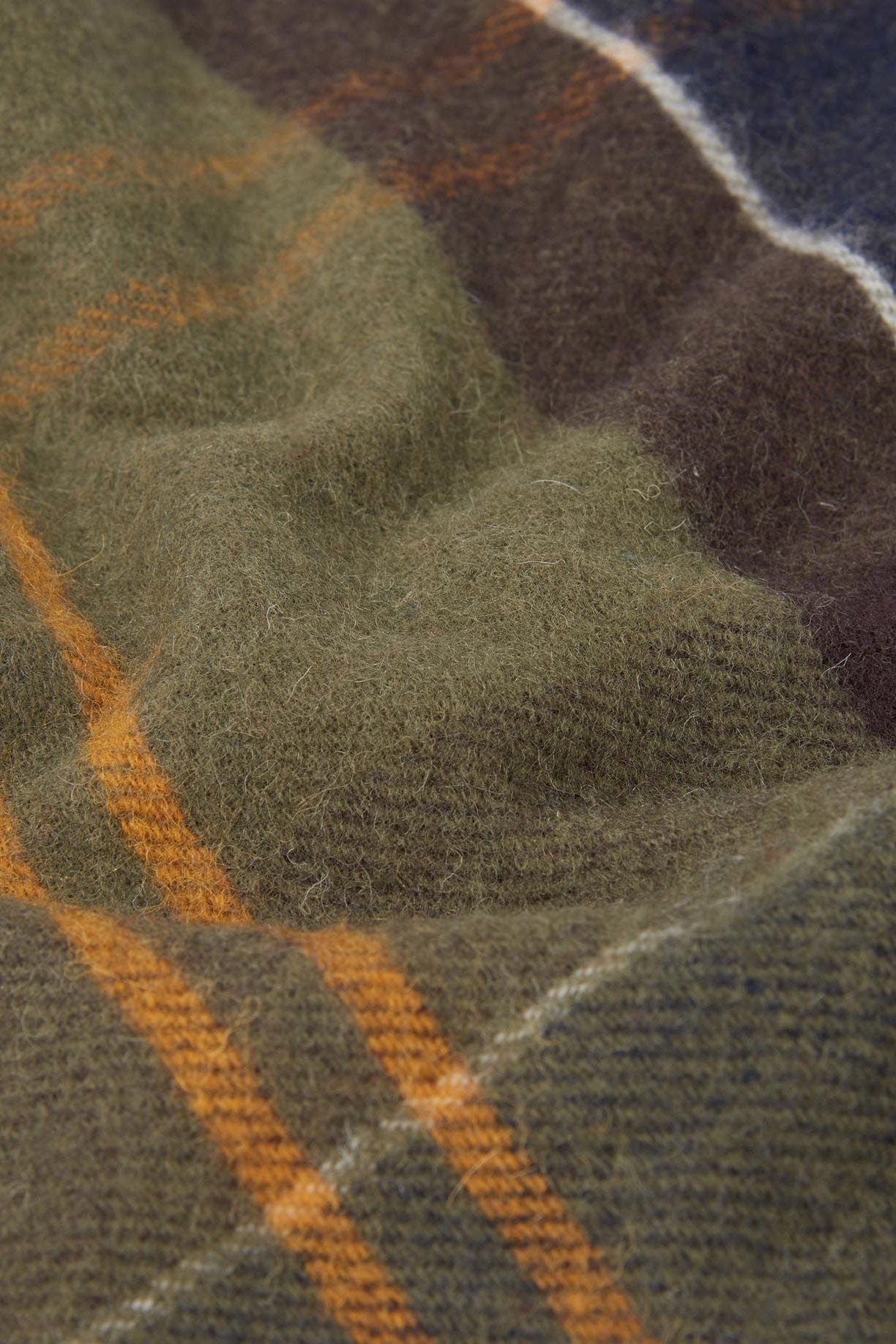 Inverness Tartan Scarf - Classic - Image 4