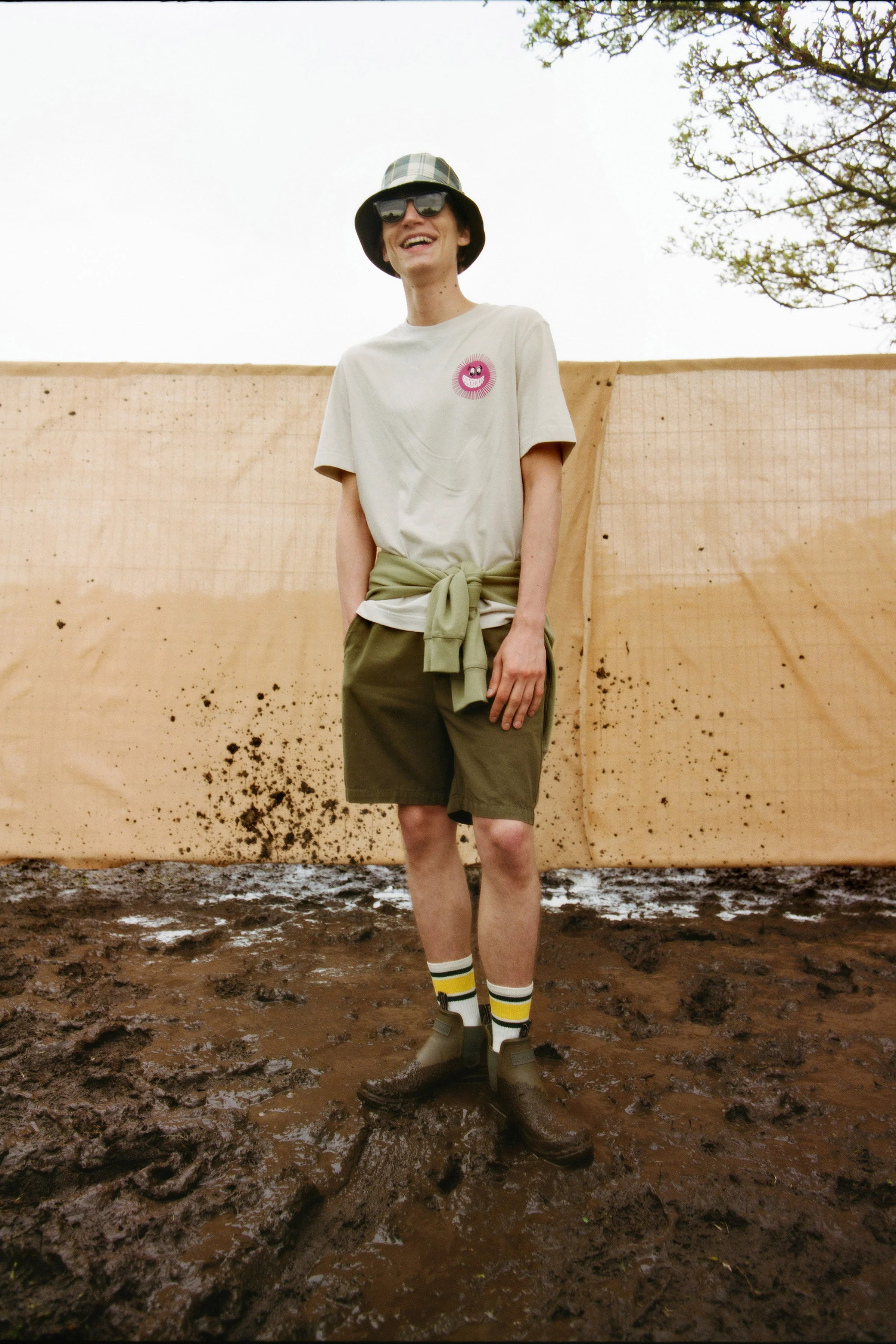 Nimbus Chelsea Wellington Boots - Olive/Ochre - Image 6