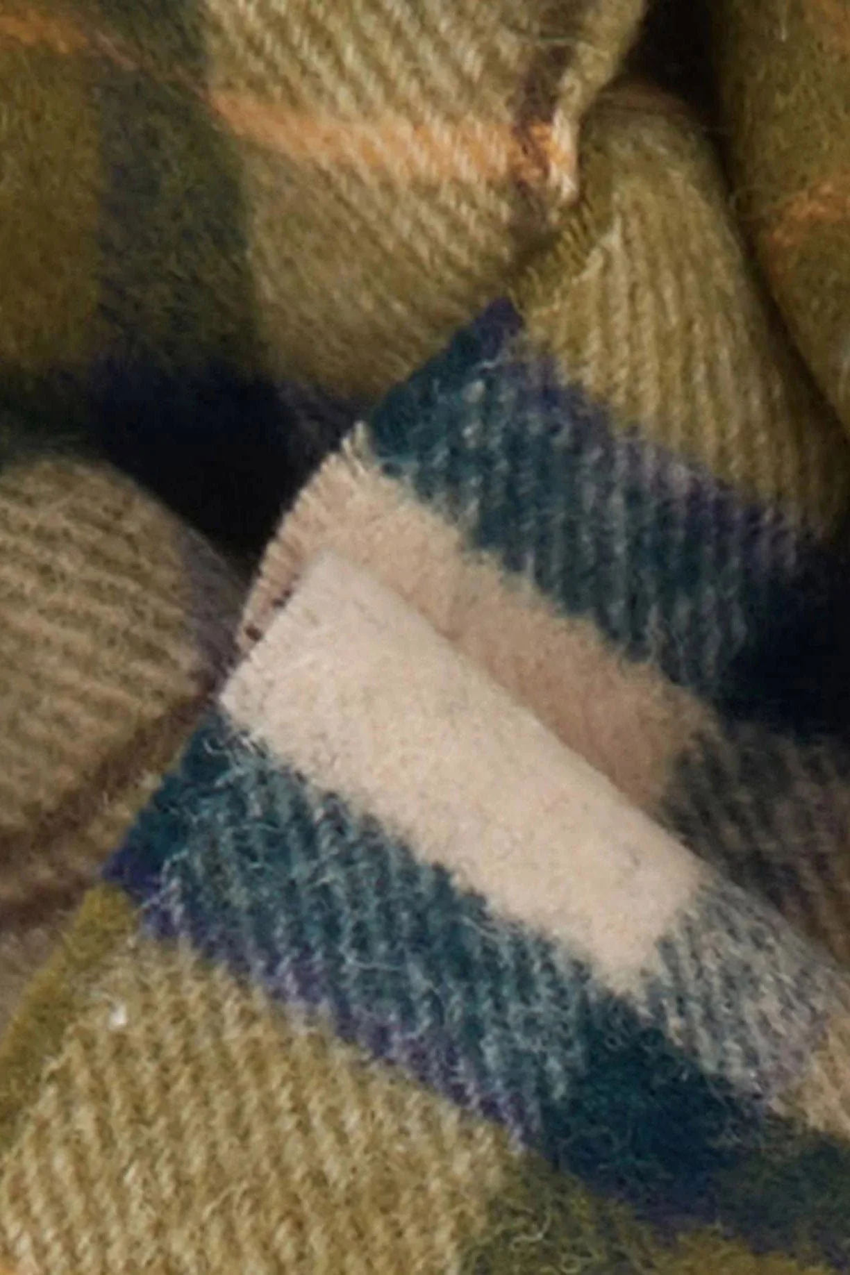 Tartan Lambswool Scarf - Ancient - Image 4
