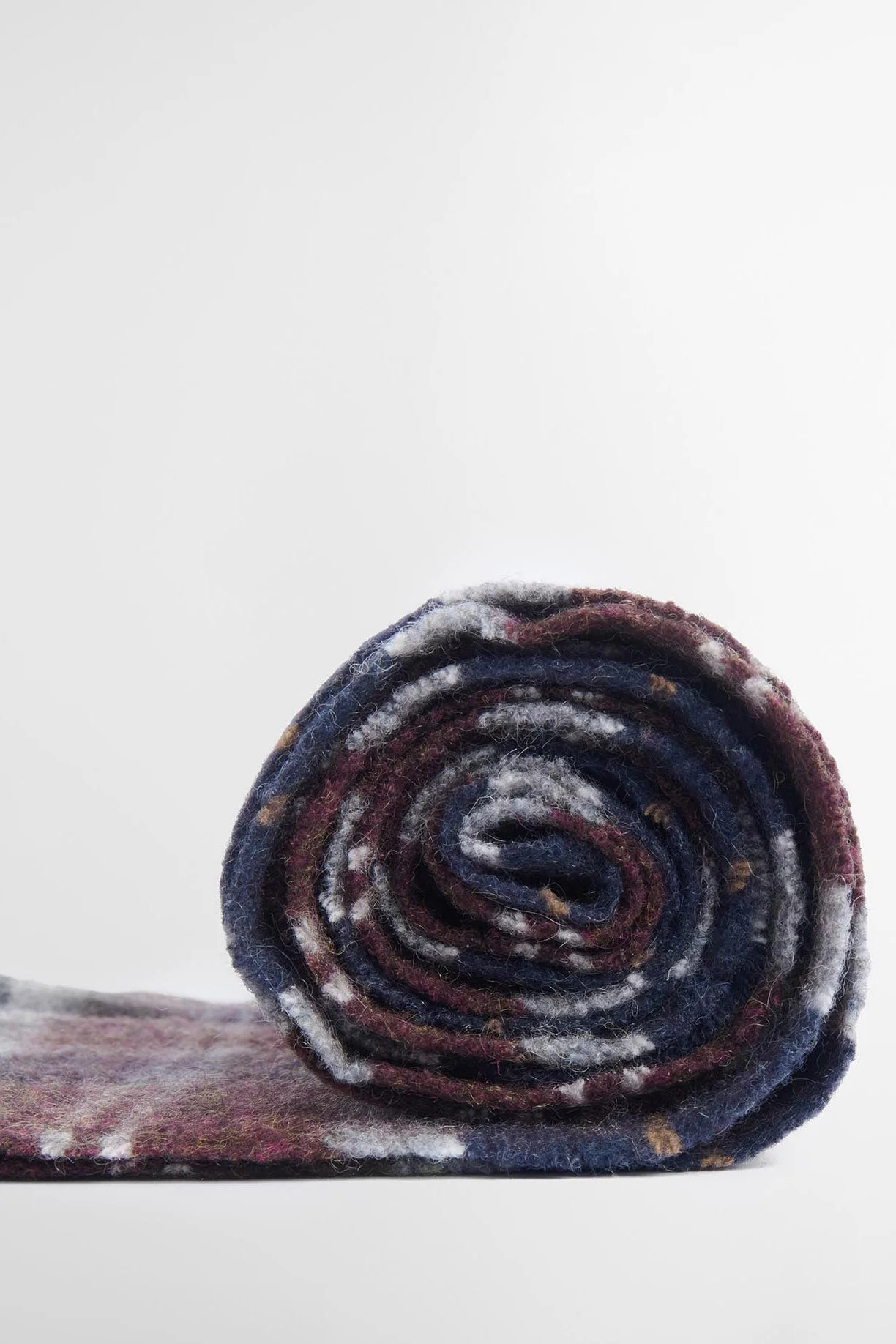 Tartan Lambswool Scarf - Midnight Oak Tartan - Image 4