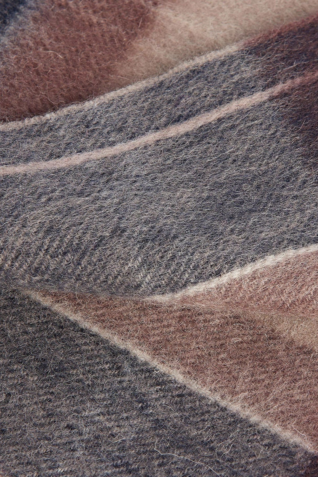 Tartan Scarf - Gardenia Tartan - Image 3