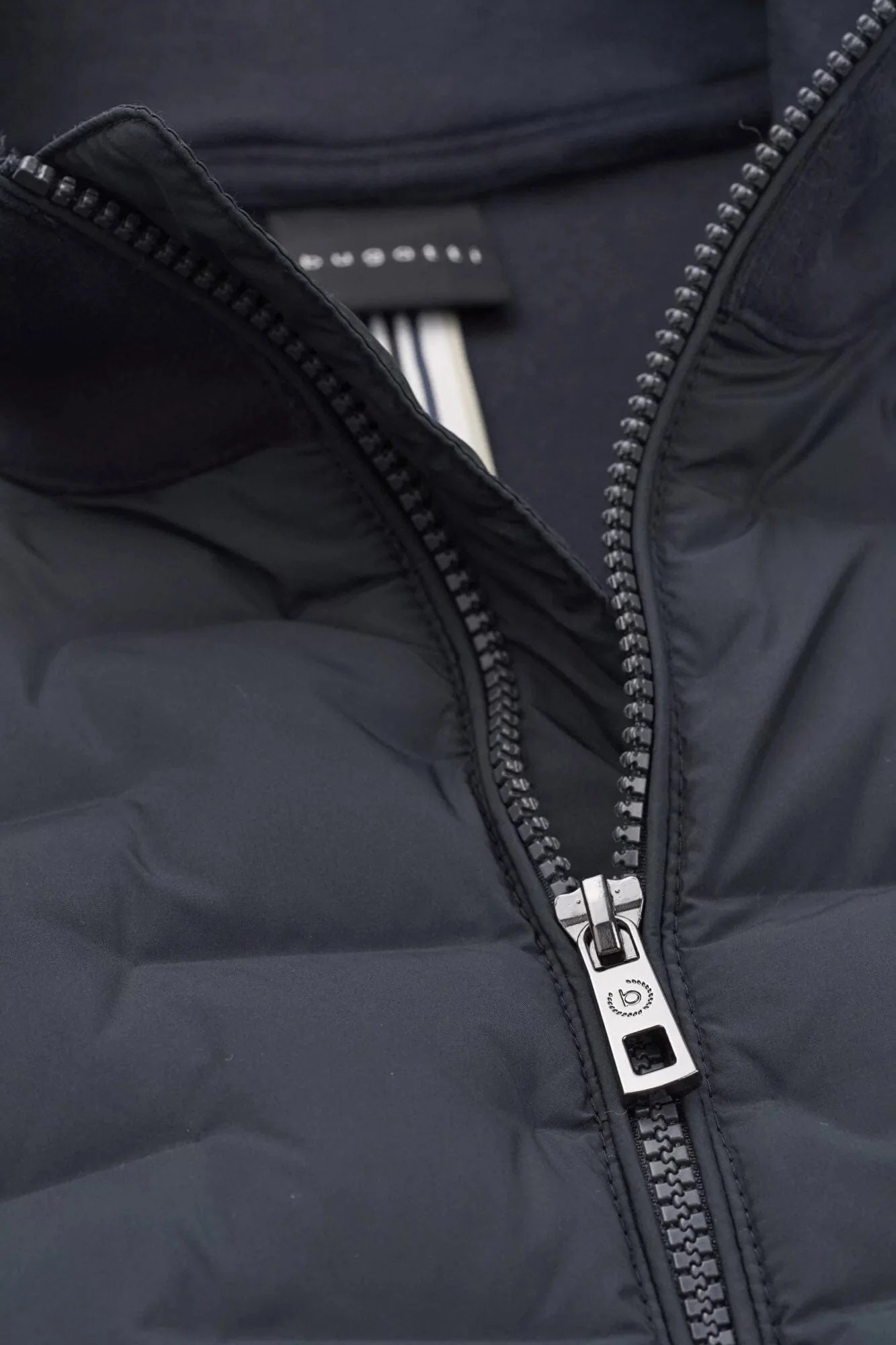 Dynamic Quilted Front Knitted Back Jacket - Navy - Image 6