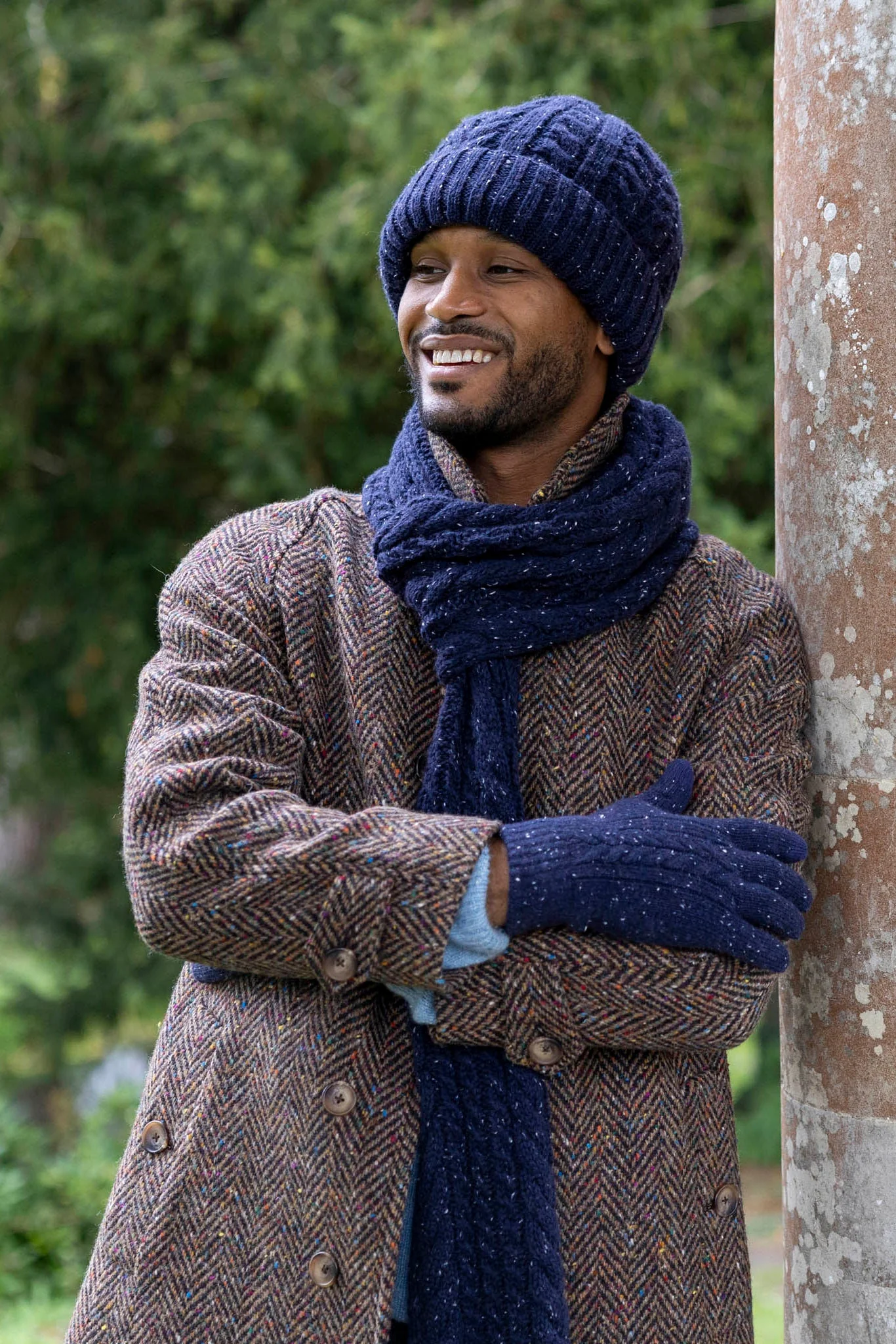 Cable Knit Marl Touchscreen Gloves - Navy - Image 2