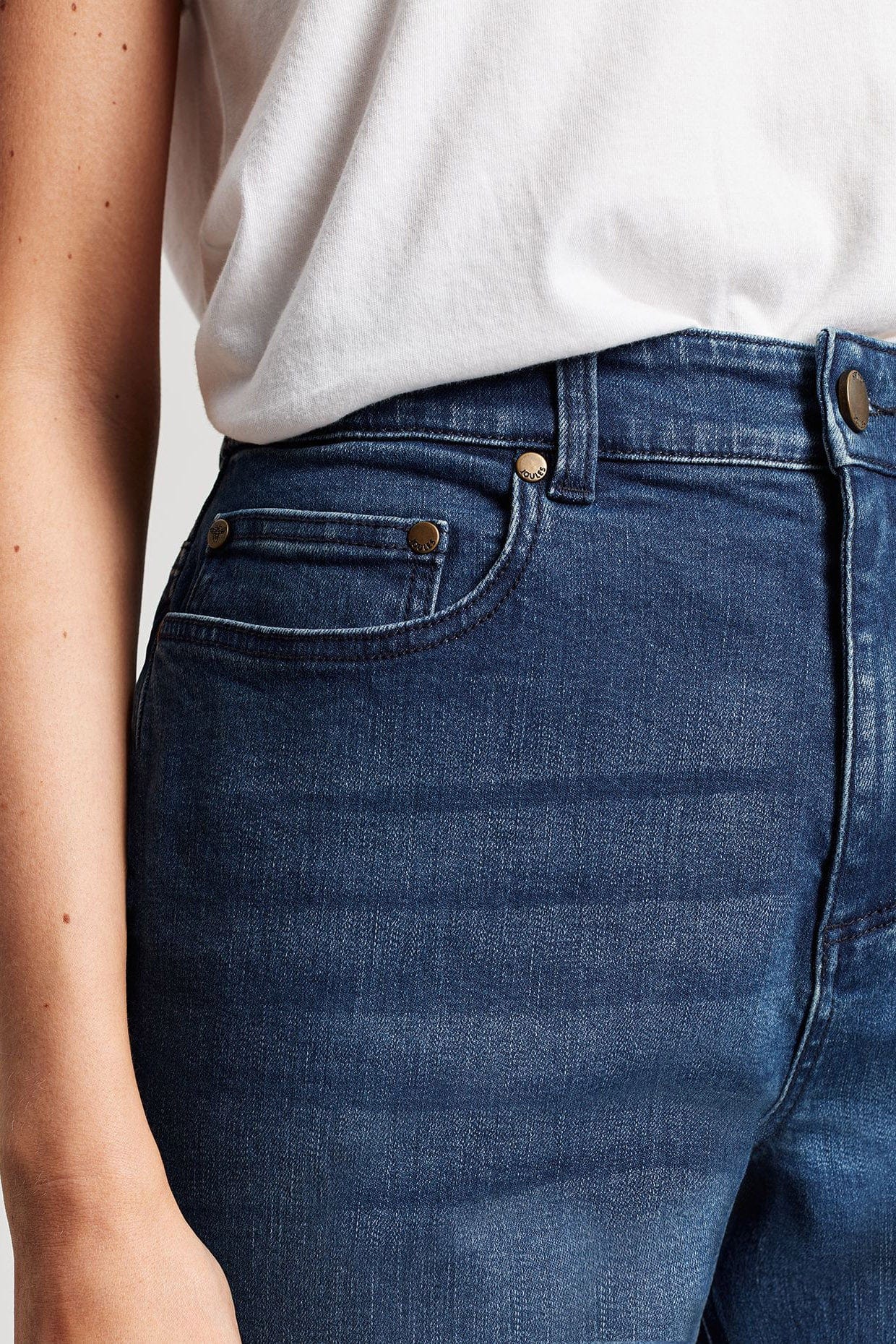 Shirley Long Denim Short - Mid Indigo - Image 4