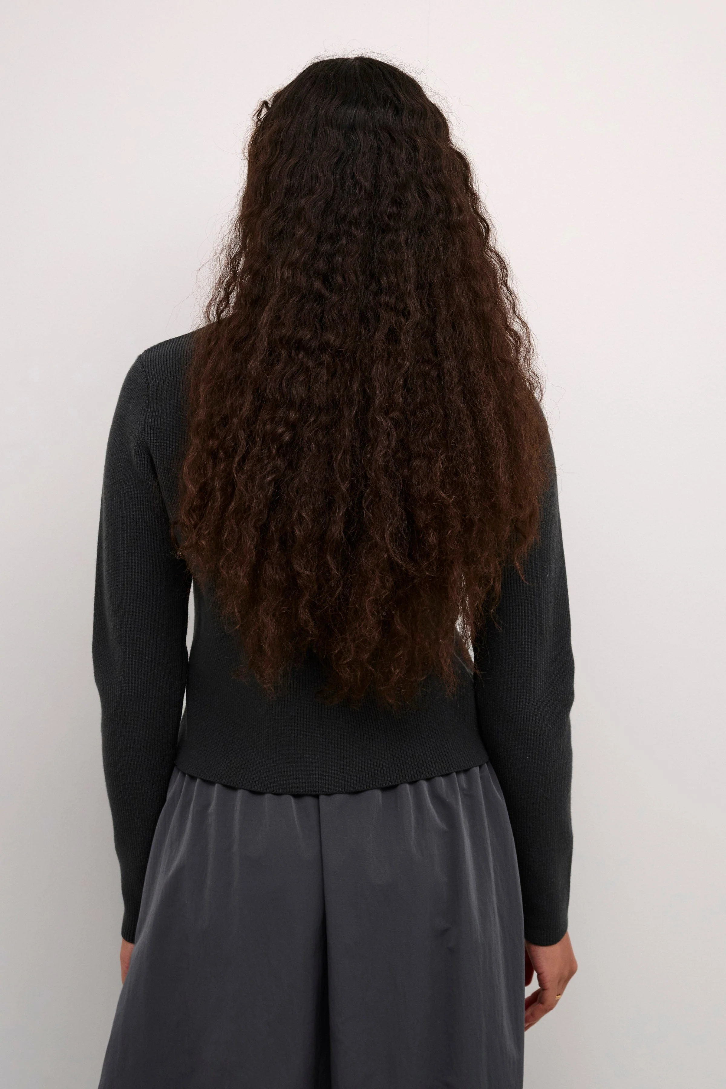 Amy Cardigan - Black Oyster - Image 4