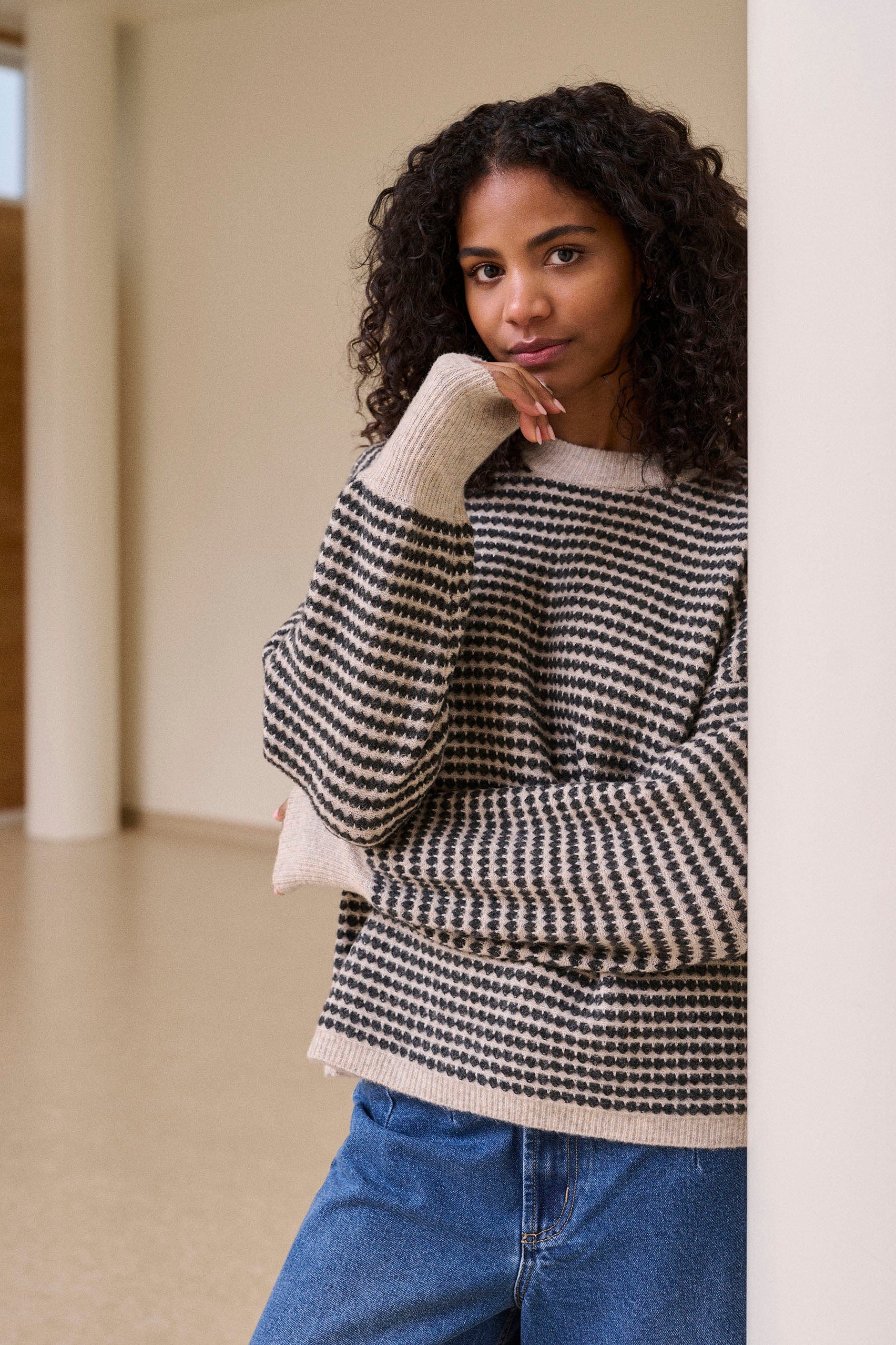 Ellery Knit Jumper - Feather Gray/ Black Structure - Image 2
