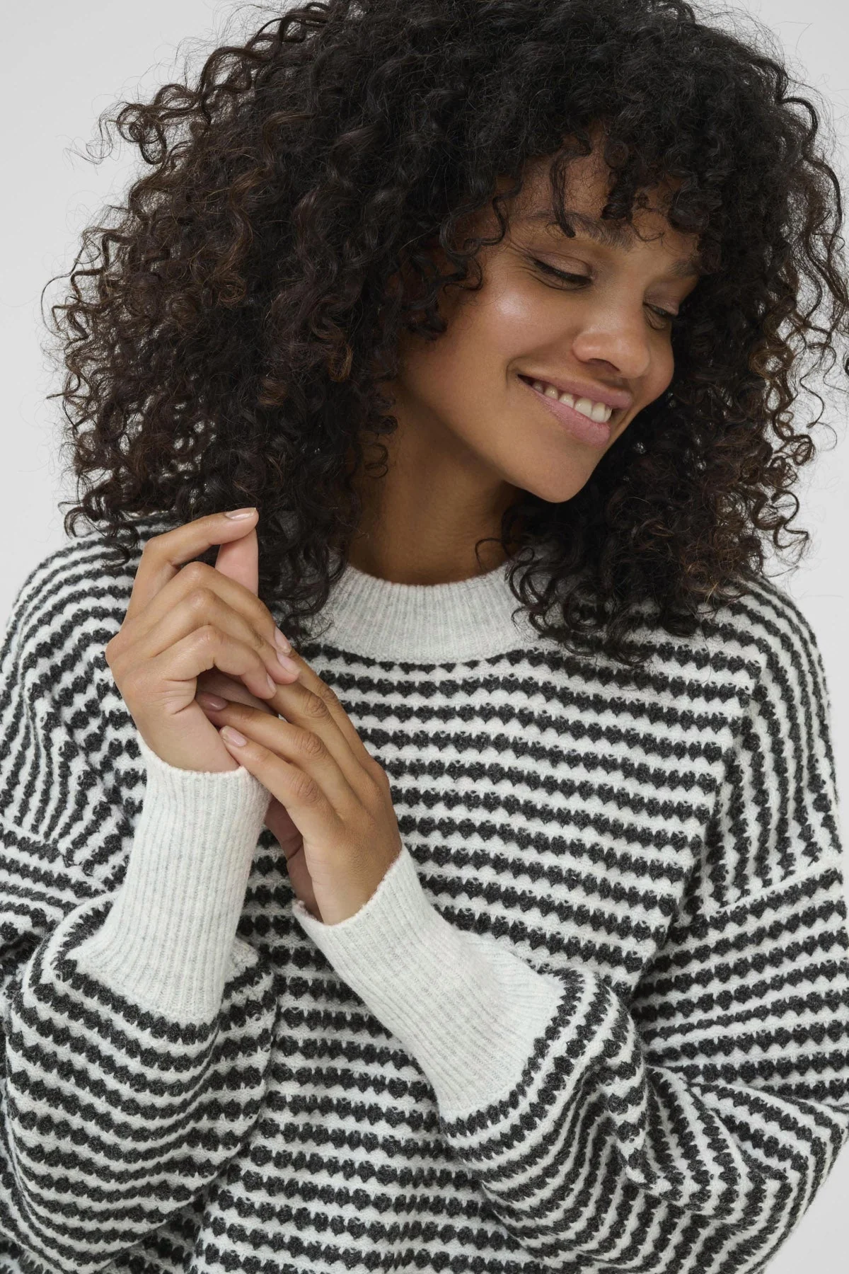 Ellery Textured Knit Jumper - Light Grey Melange/Black - Image 2