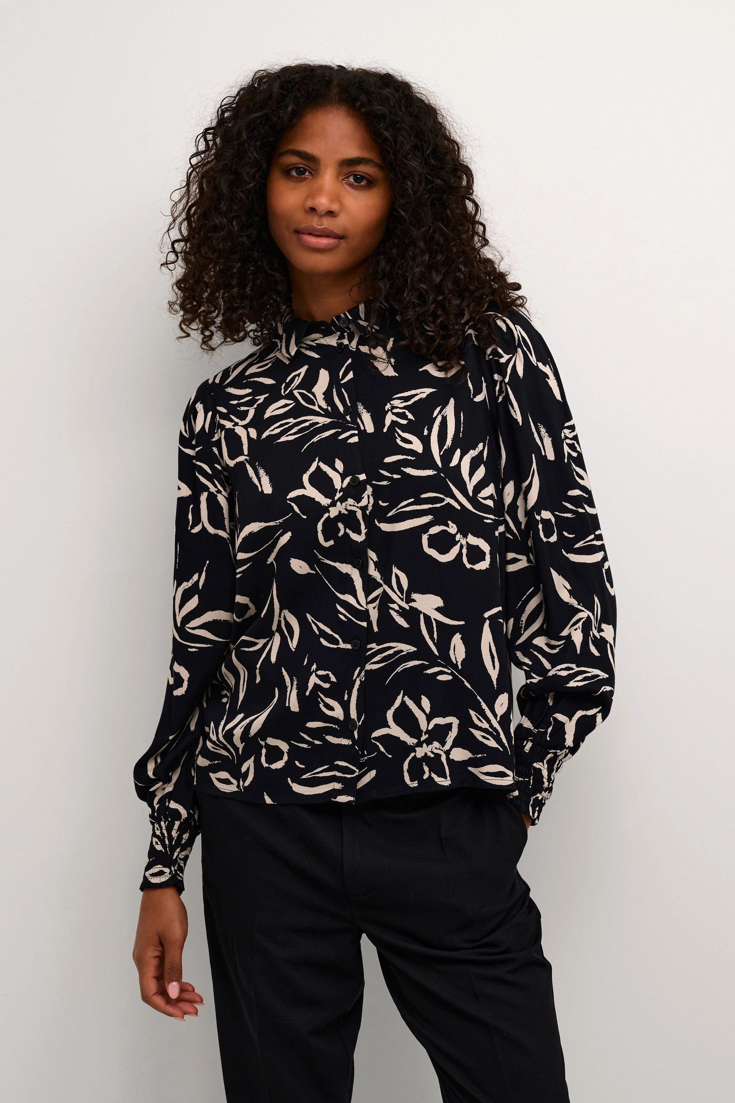 Forrest Printed Shirt - Black/Sand Painted Flower - Image 2