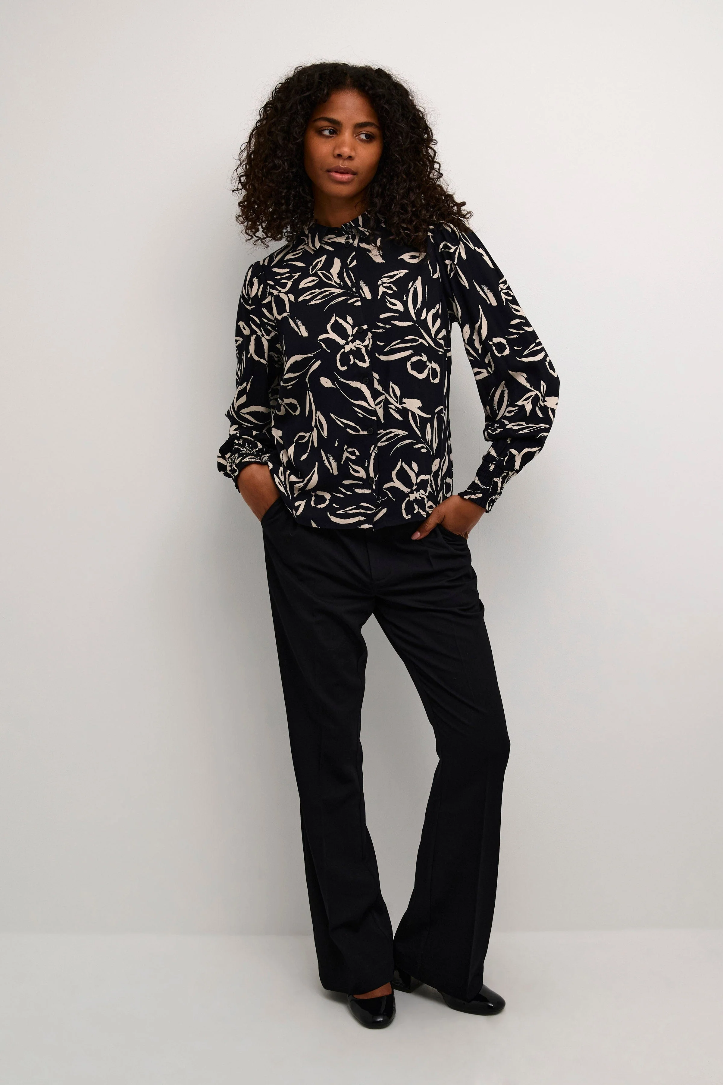 Forrest Printed Shirt - Black/Sand Painted Flower - Image 4