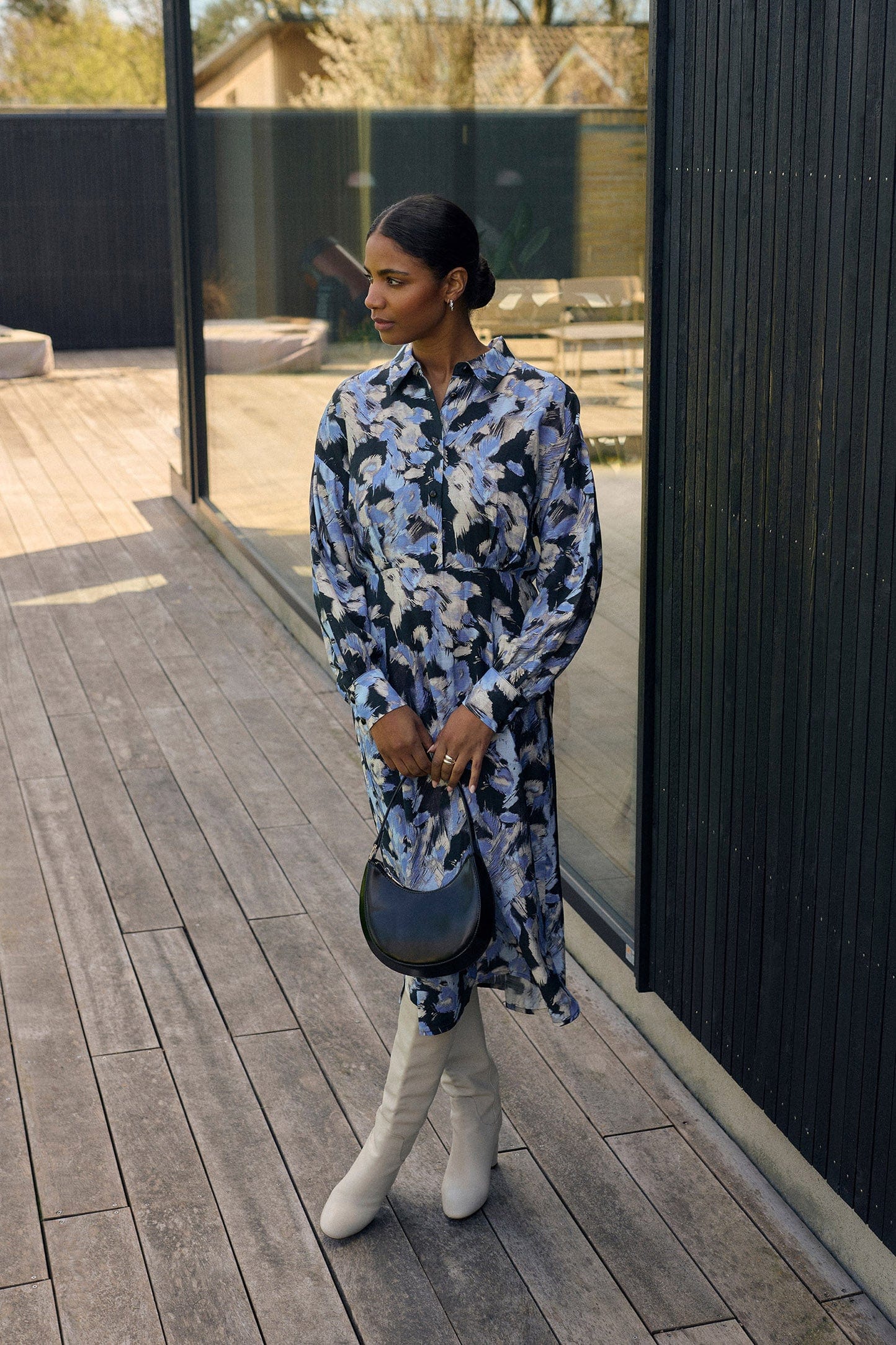 Victoria Shirt Midi Dress - Black/Blue Graphic Strokes - Image 2