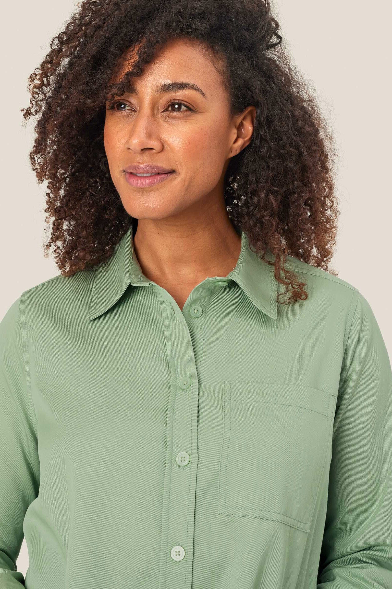 Indiba Soft Shirt - Frosty Green - Image 4
