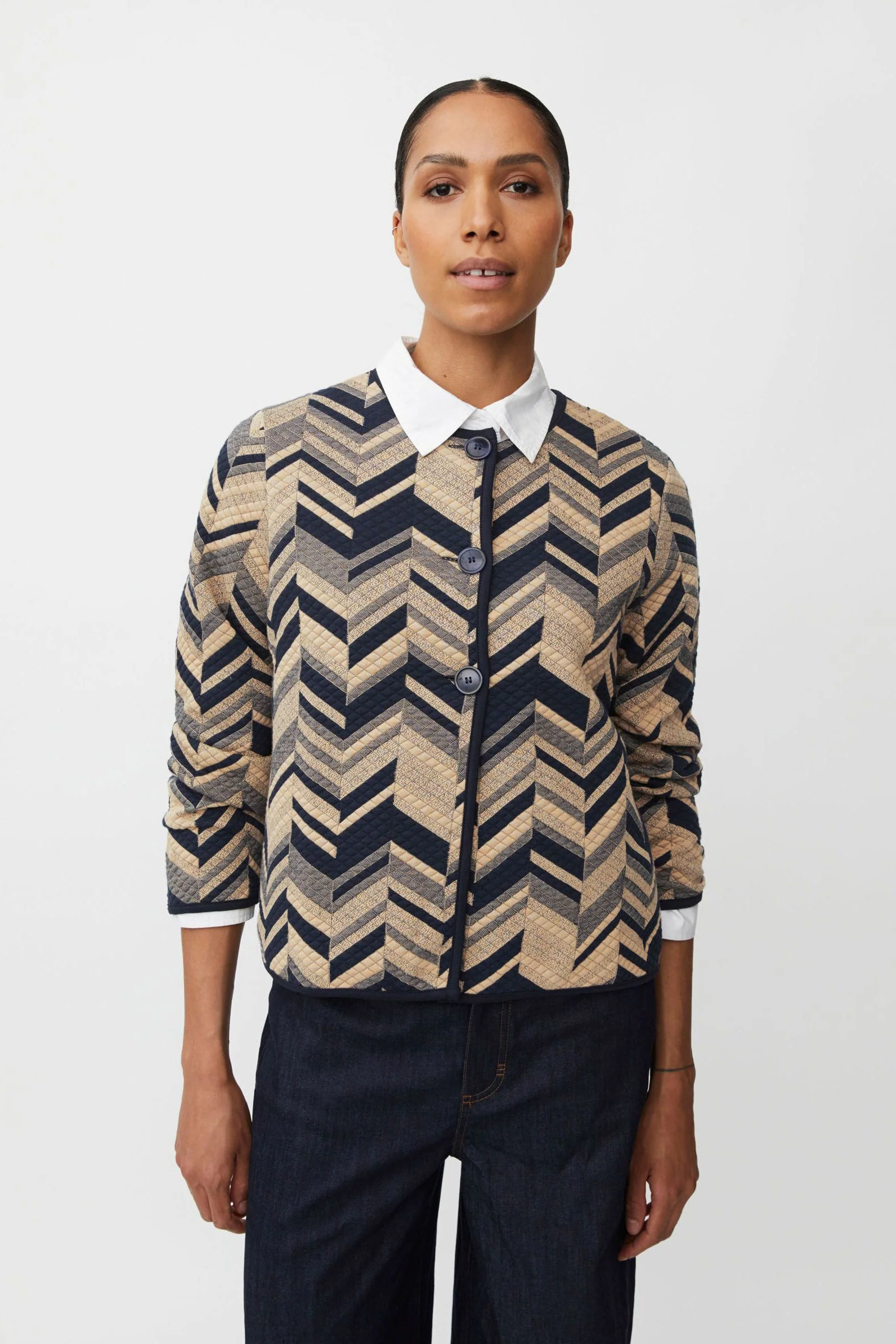 Juanta Quilted Jersey Jacket - Travertine - Image 2
