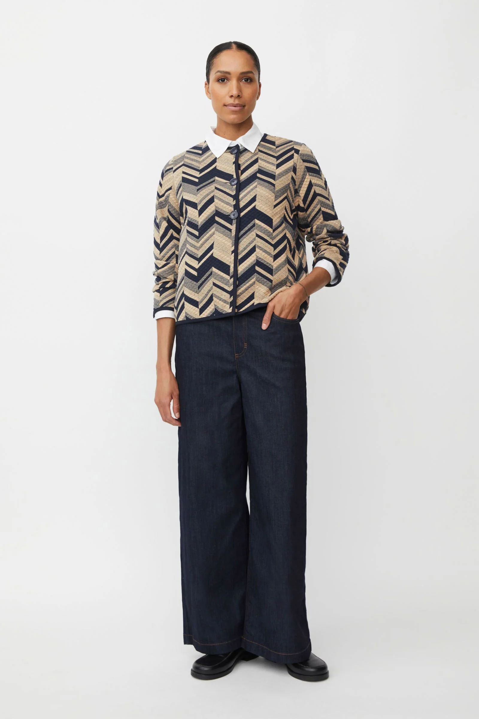 Juanta Quilted Jersey Jacket - Travertine - Image 4