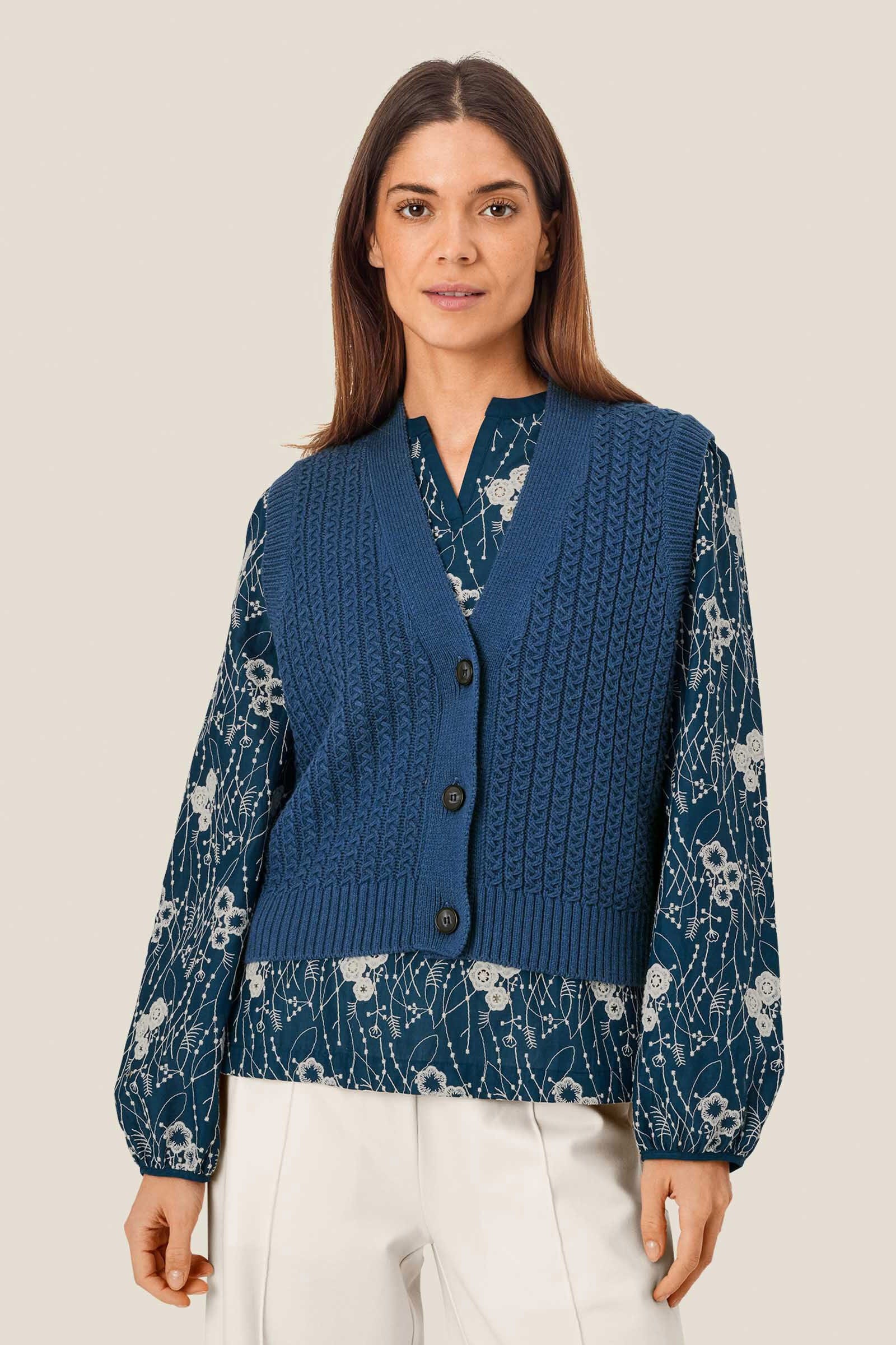Laney Knitted Sleeveless Jumper - Sargasso Sea - Image 2