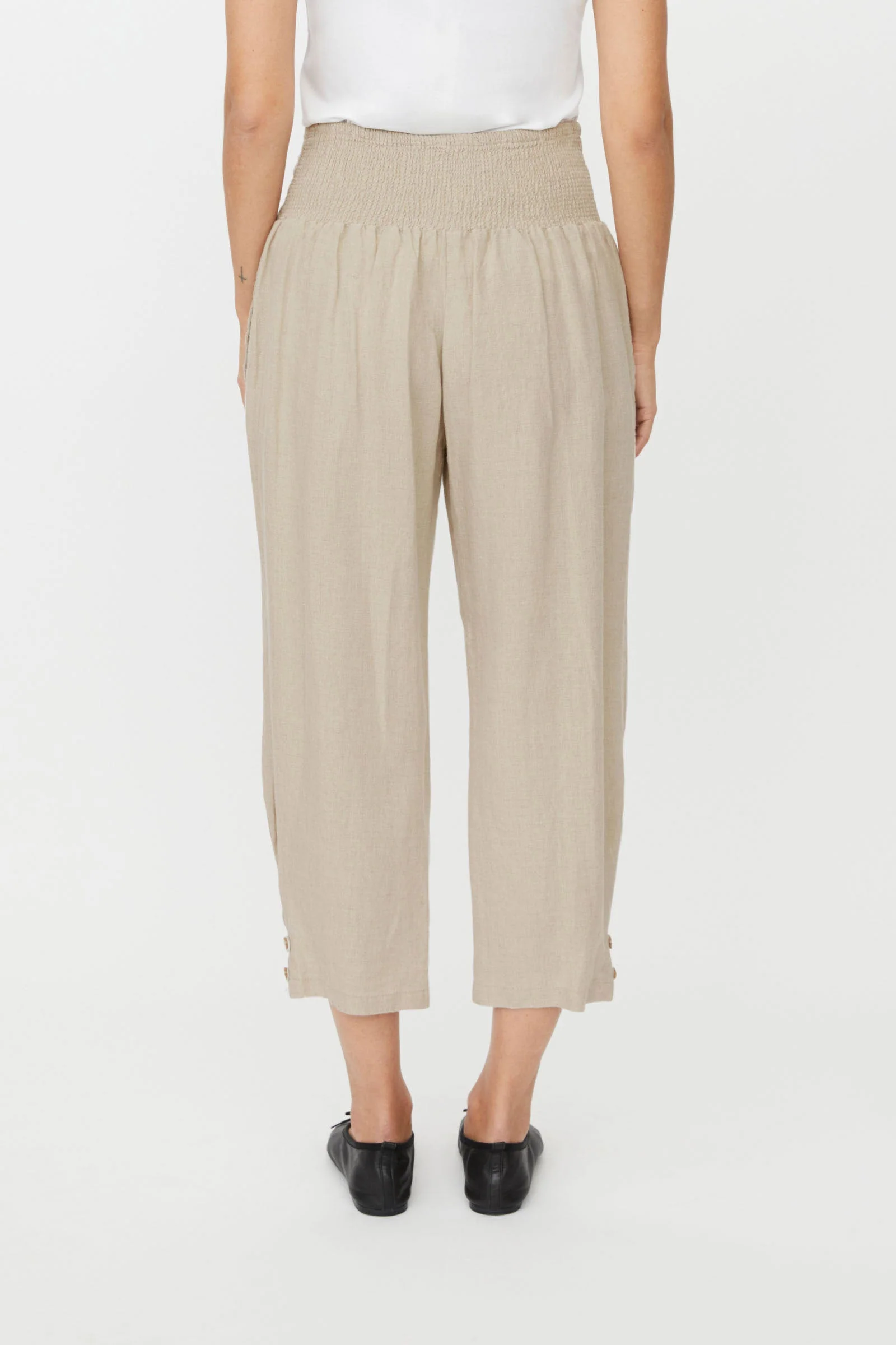 Penna Linen Elastic Waist Cropped Trousers - Natural - Image 3