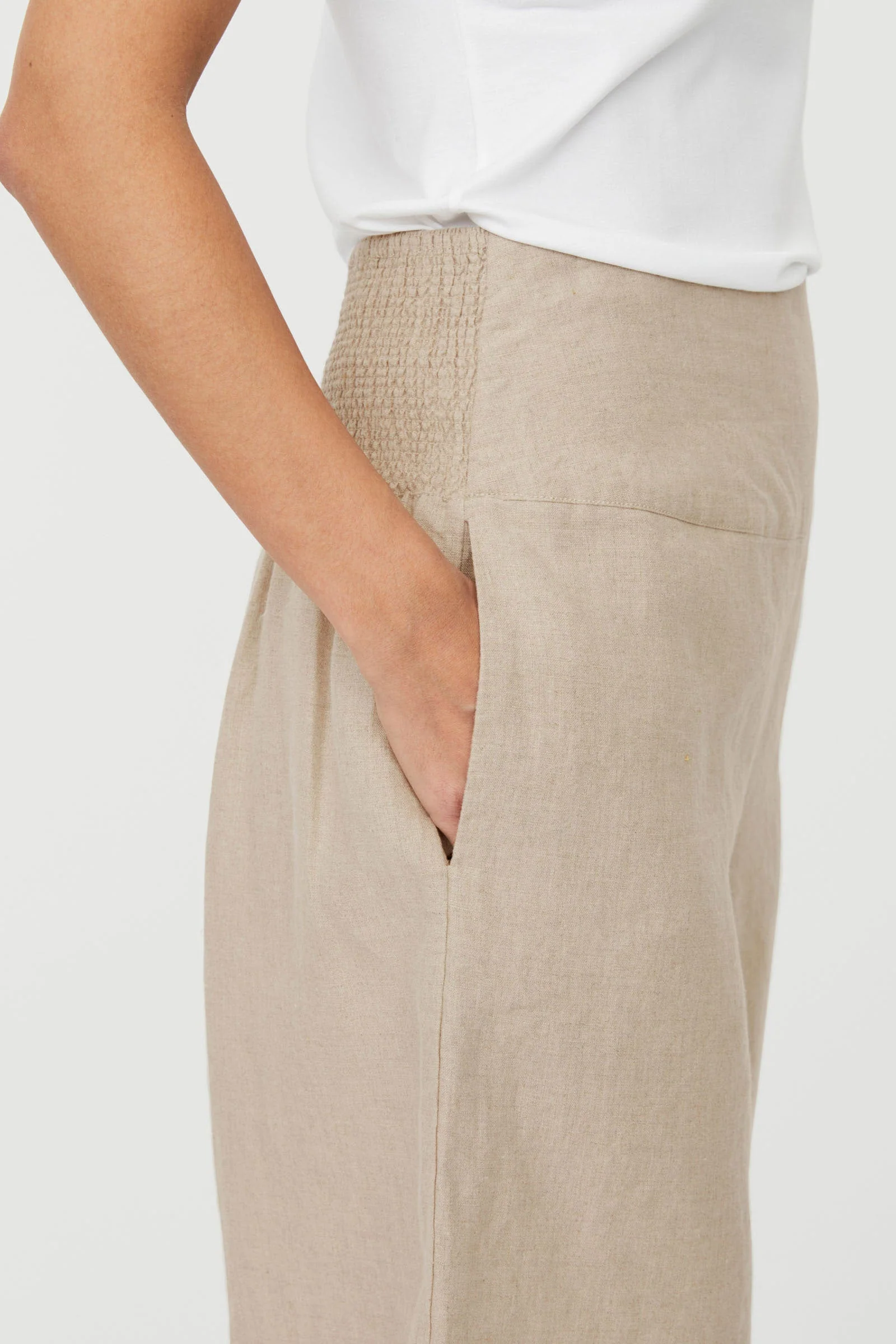 Penna Linen Elastic Waist Cropped Trousers - Natural - Image 4
