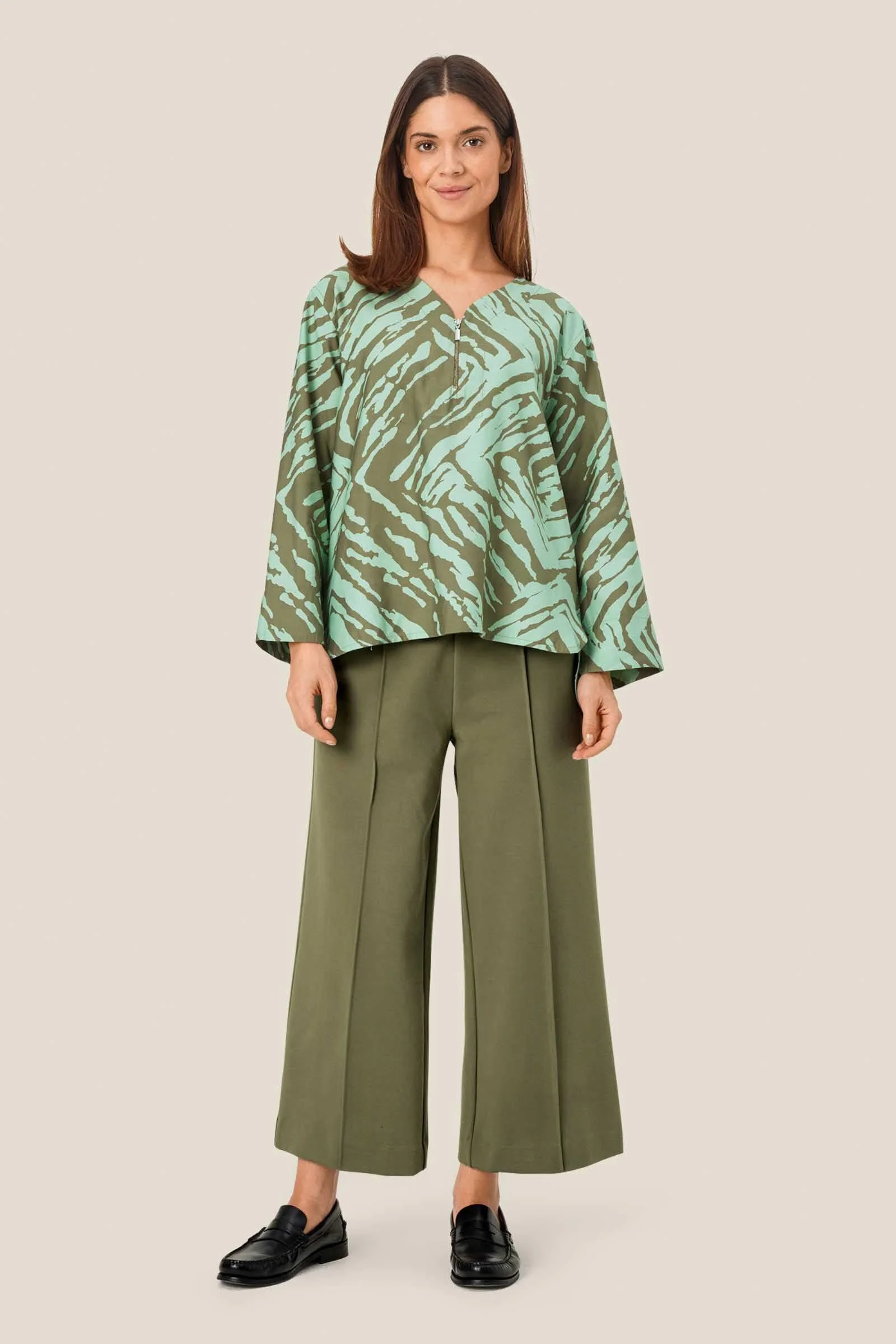 Piana Jersey Trousers - Dark Lichen Green - Image 5