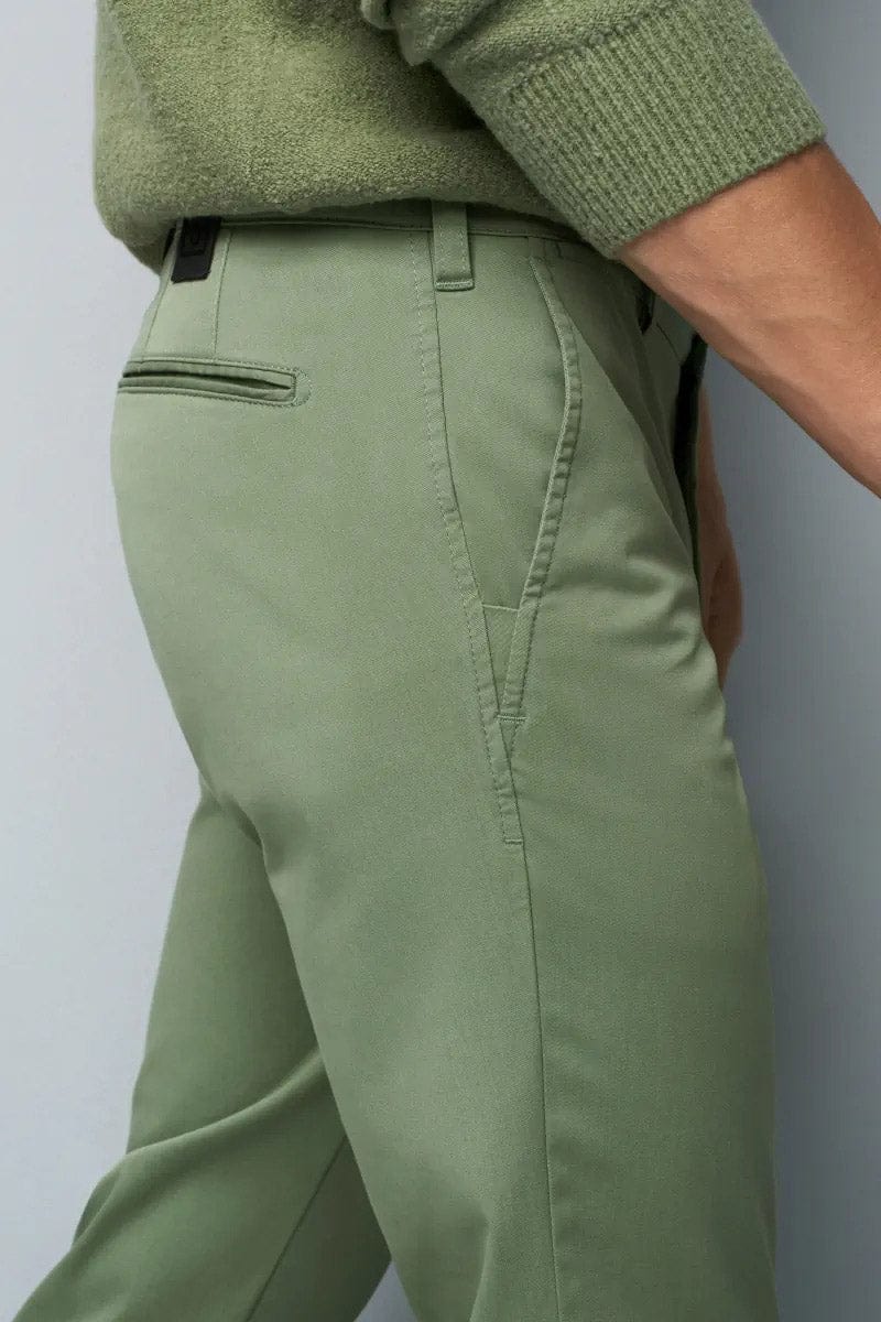 M5 Chino Light Summer Twill Chinos - Green - Image 3