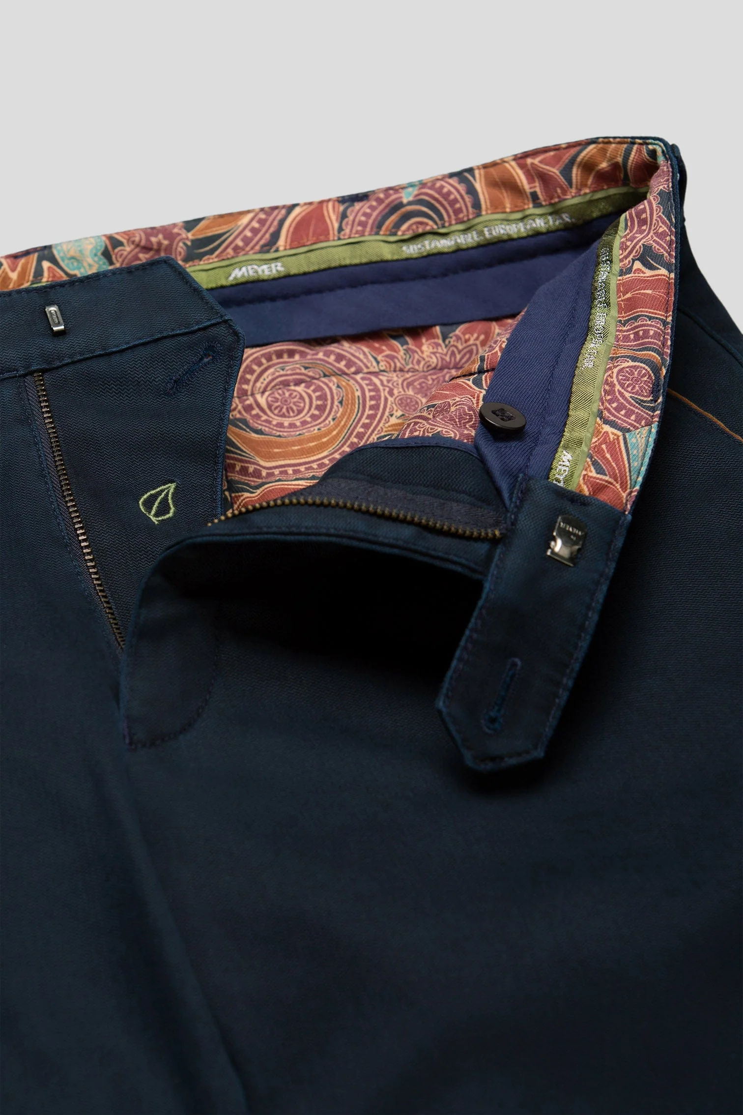 New York Fine Texture Cotton Stretch Chinos - Navy - Image 4