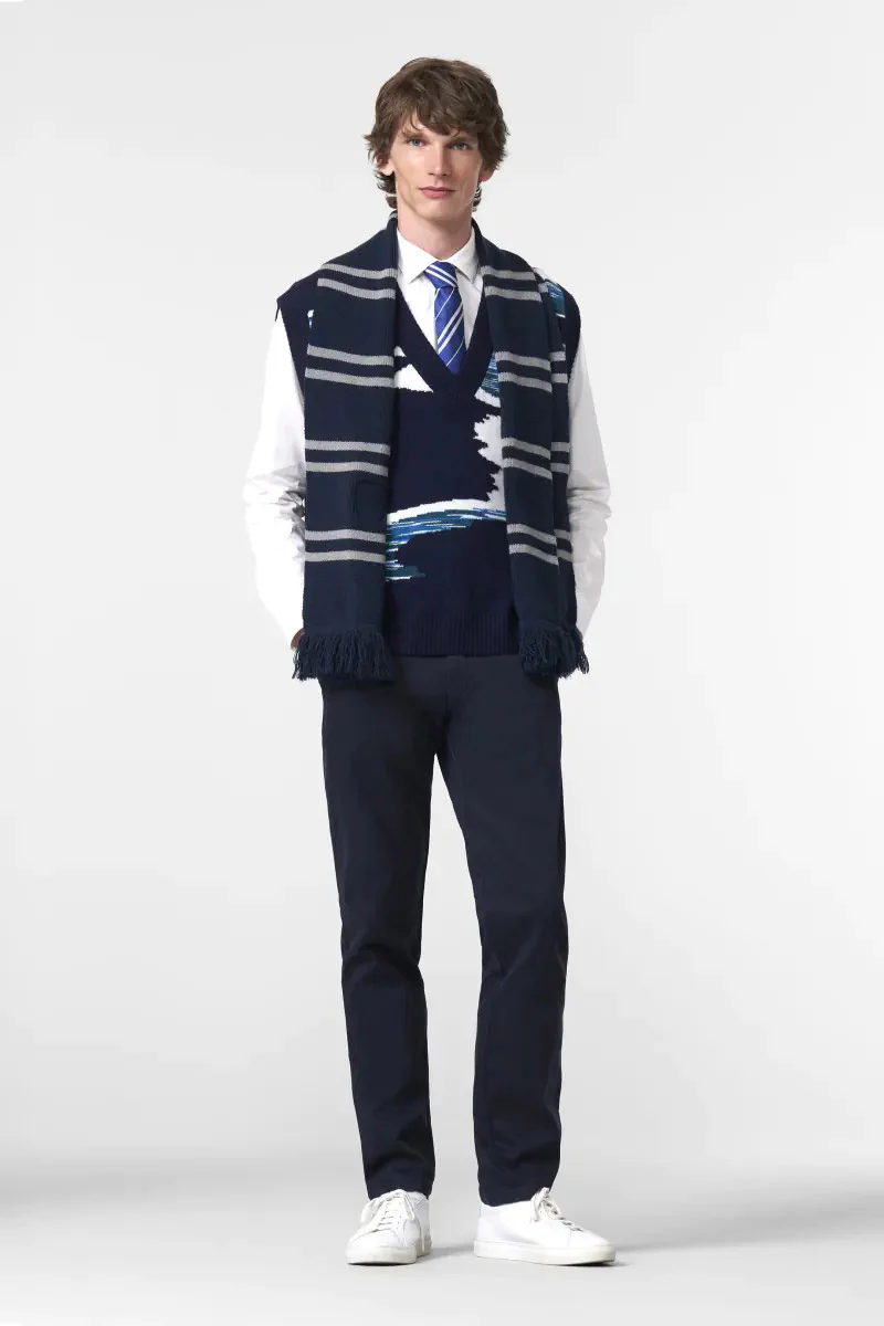 New York Fine Texture Cotton Stretch Chinos - Navy - Image 4