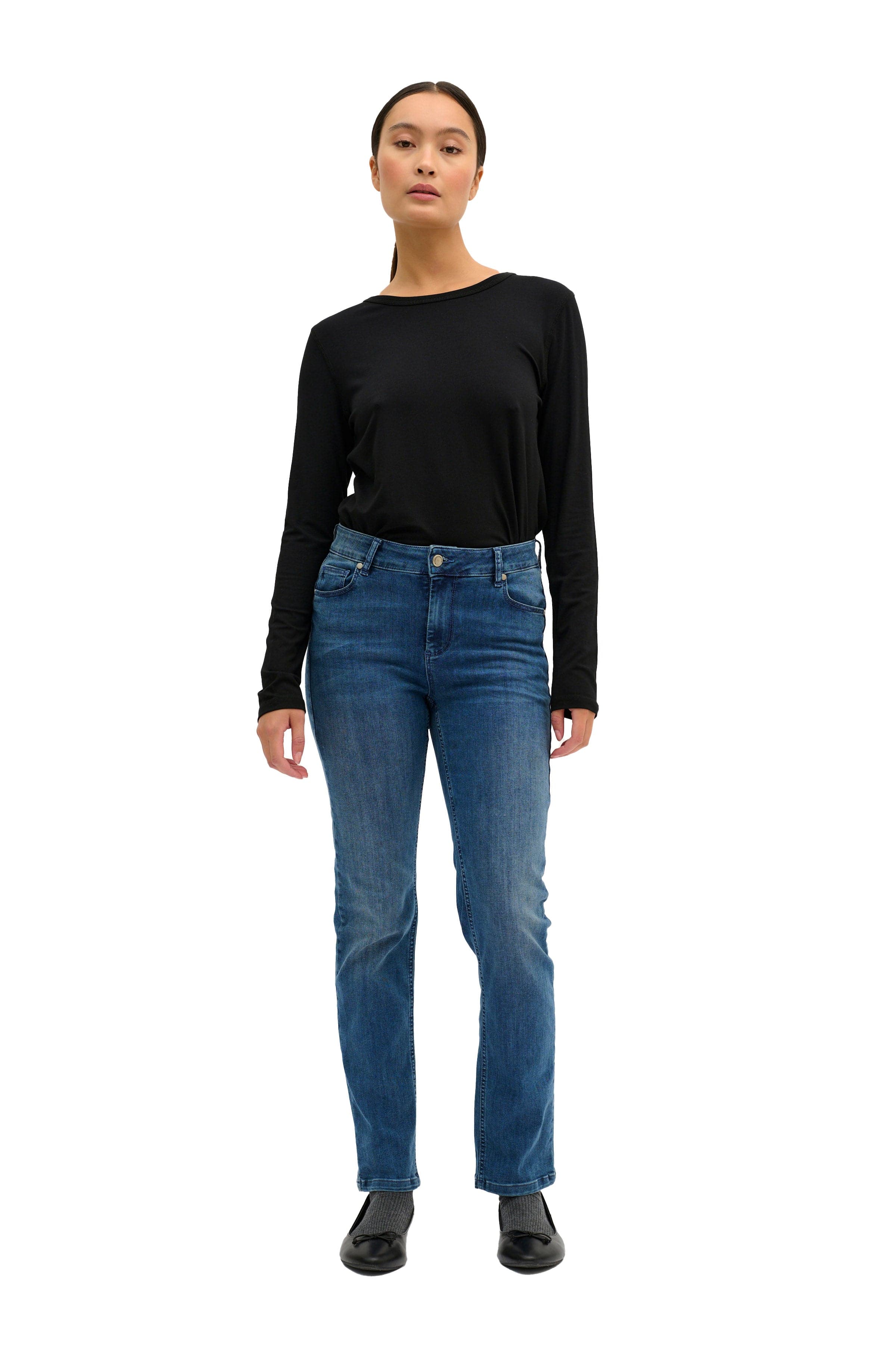 The Celina High Waist Straight Jean - Medium Blue Vintage Wash - Image 4