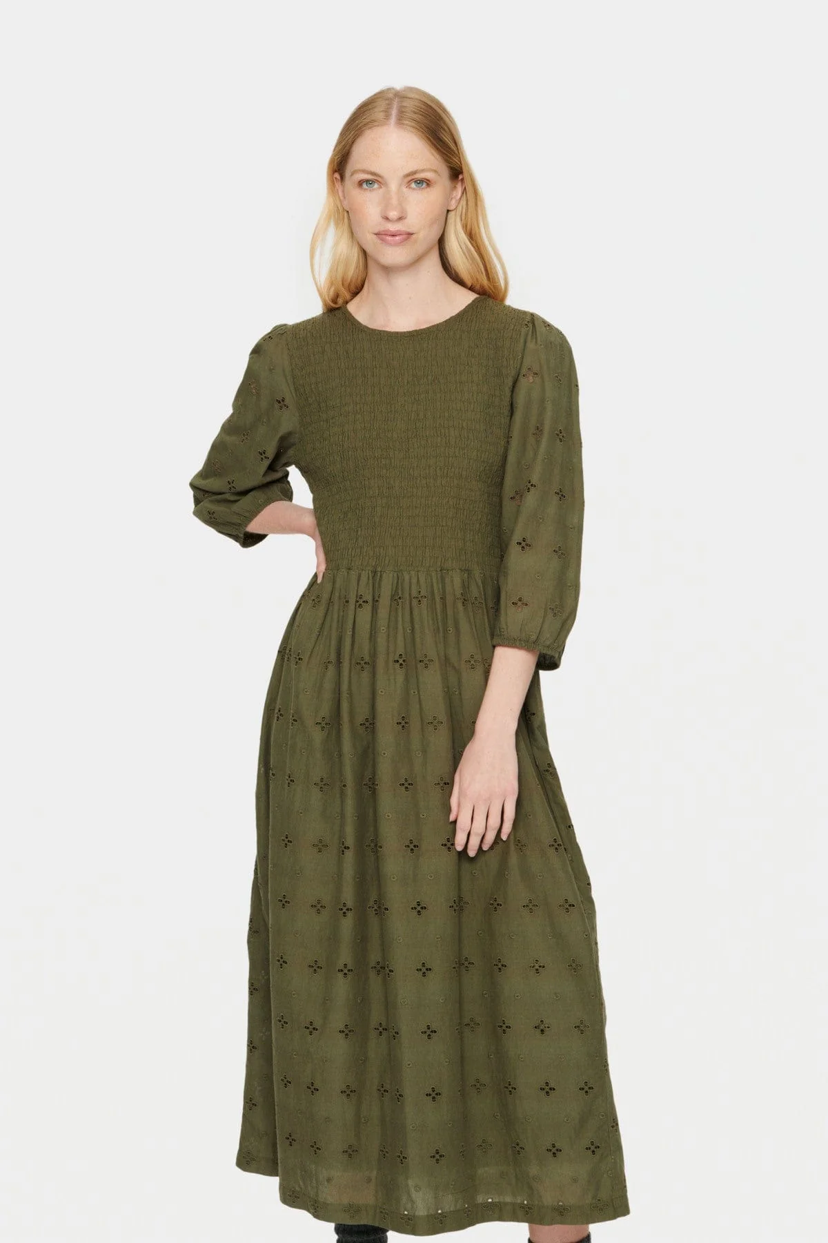Abby Broderie Detail Midi Dress - Grape Leaf - Image 4