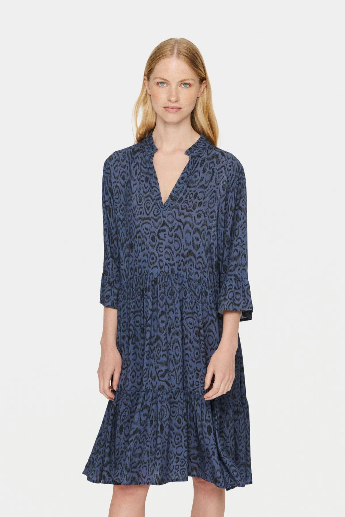 Eda Printed Dress - Ombre Blue Big Nature Verse - Image 2