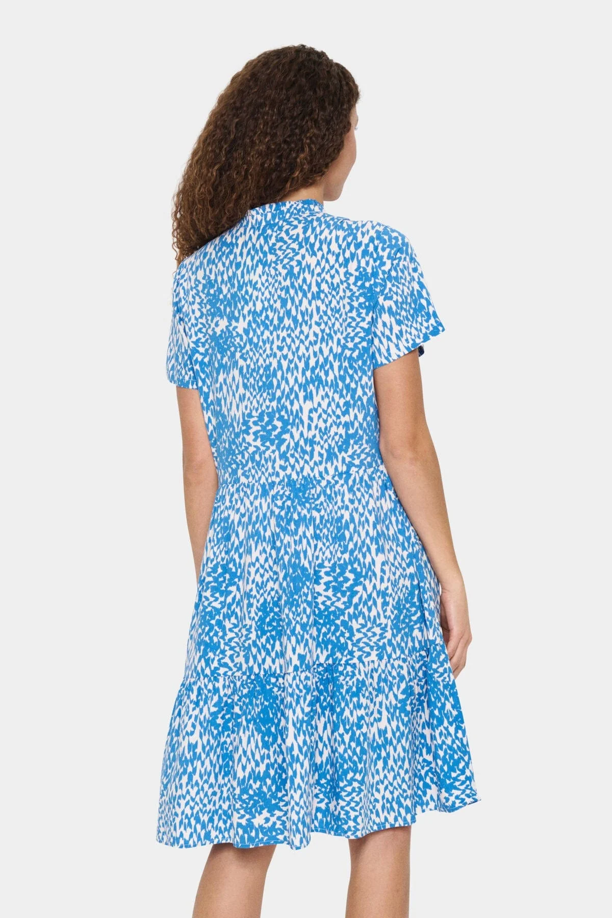 Eda Printed Short Sleeve Dress - Campanula Soft Zigzag - Image 3