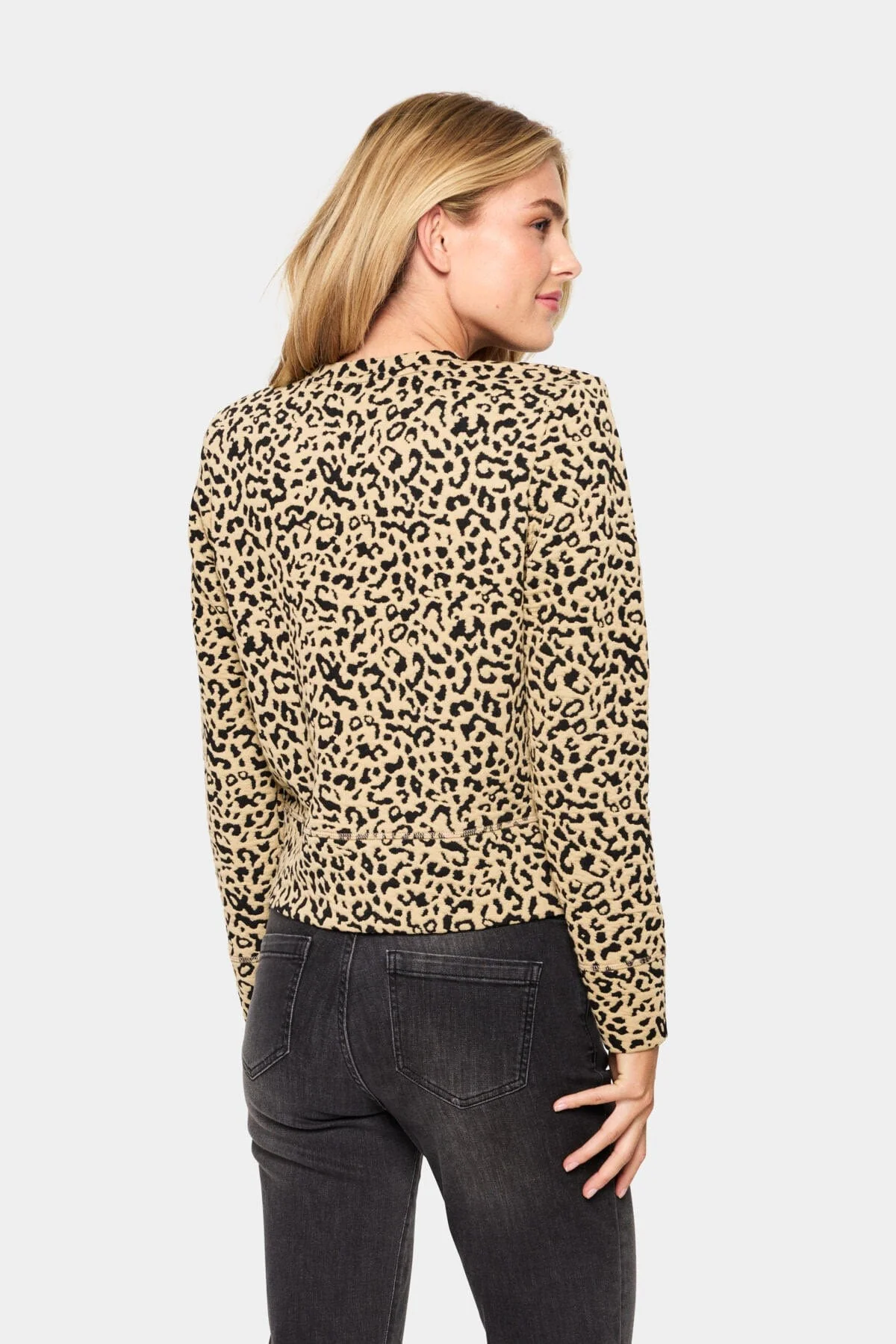 Ilsabeth Cardigan - Cartouche - Image 4