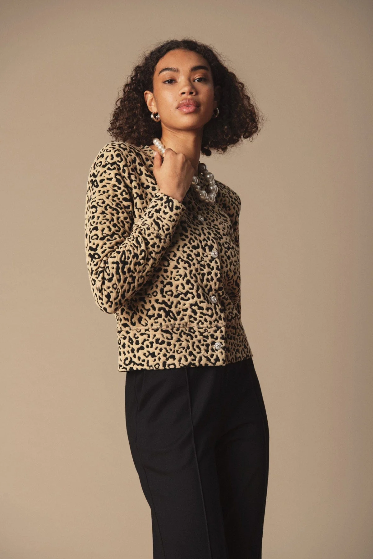 Ilsabeth Cardigan - Cartouche - Image 7