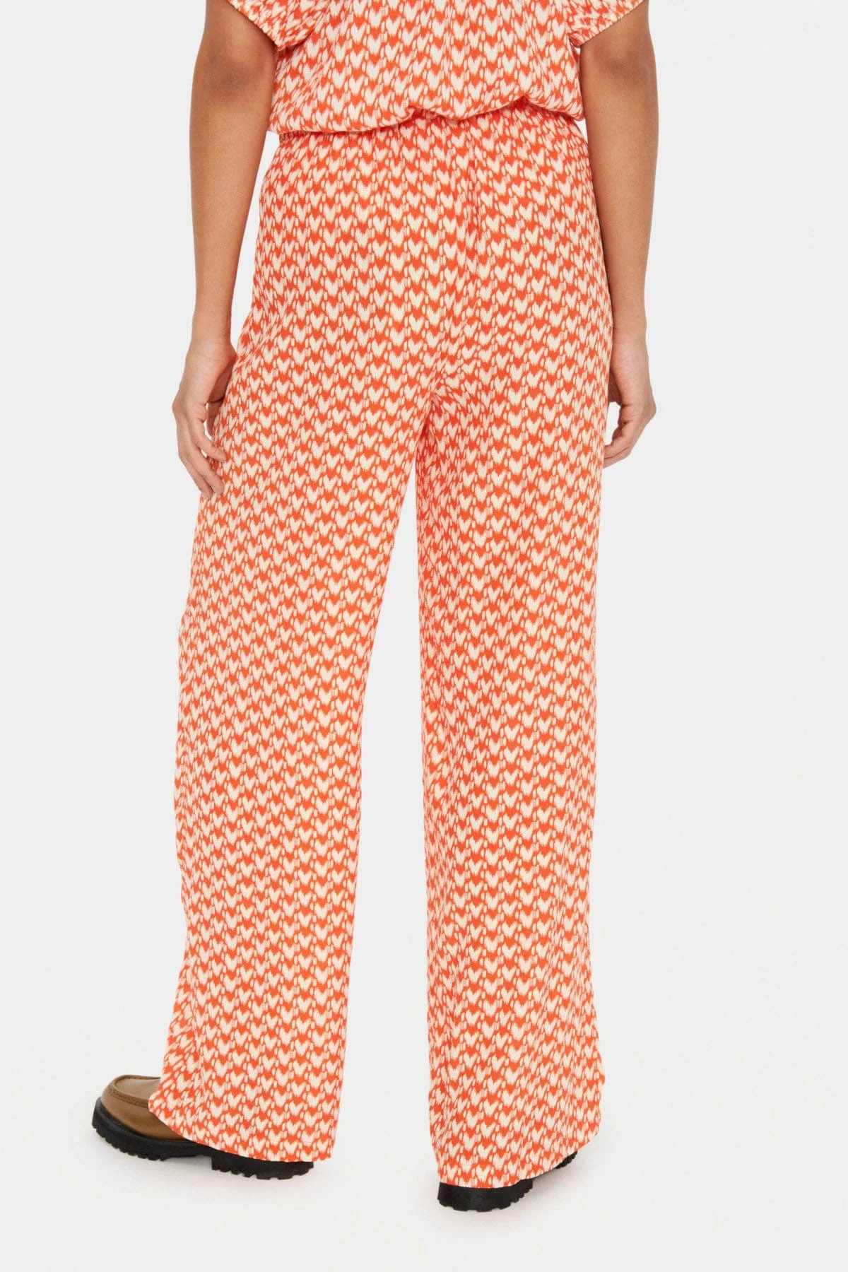 Uri Wide Leg Trousers - Tigerlily Graphic - Image 5
