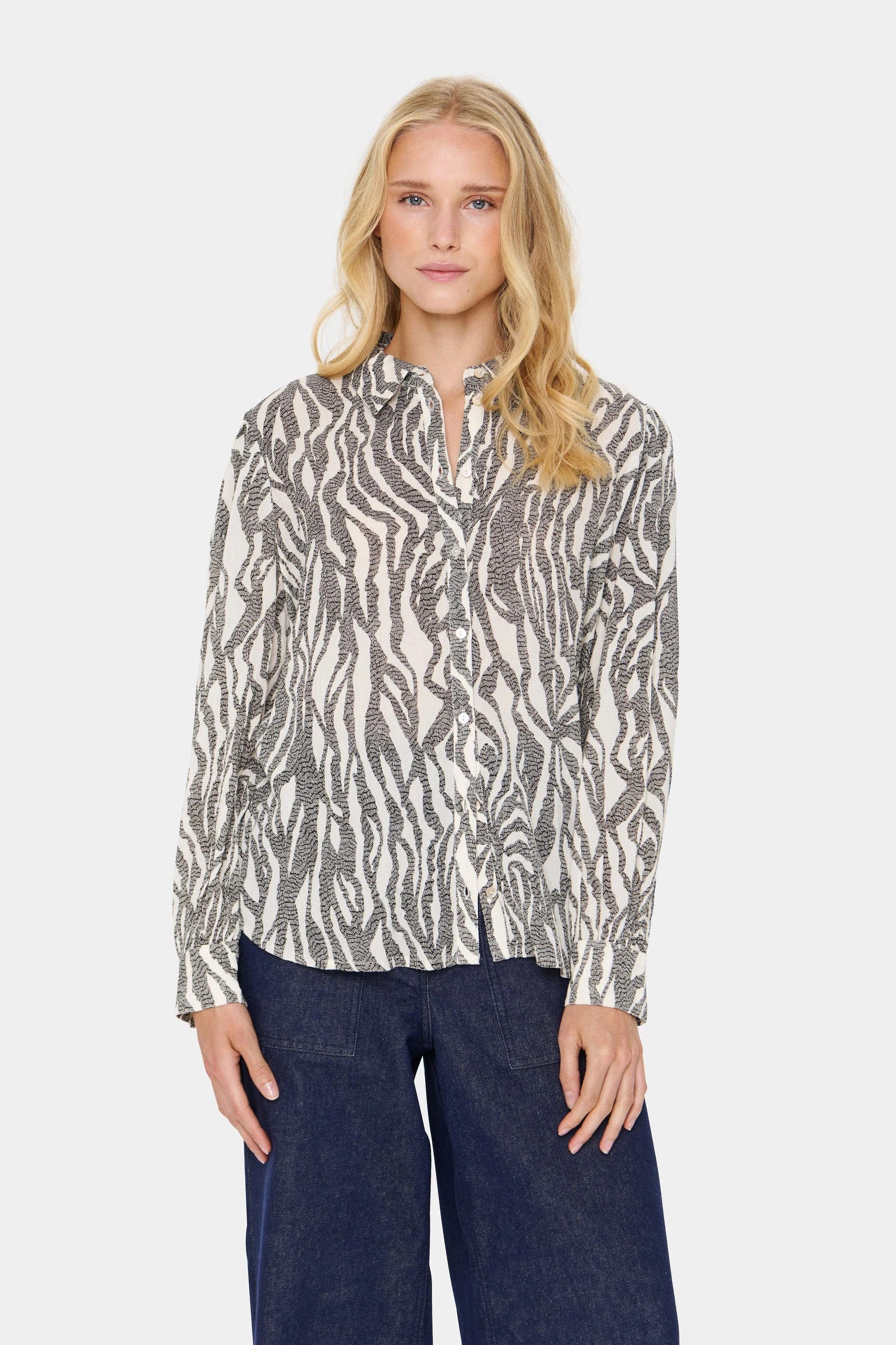 Vega Printed Shirt - Black Zebra Graphic - Image 2