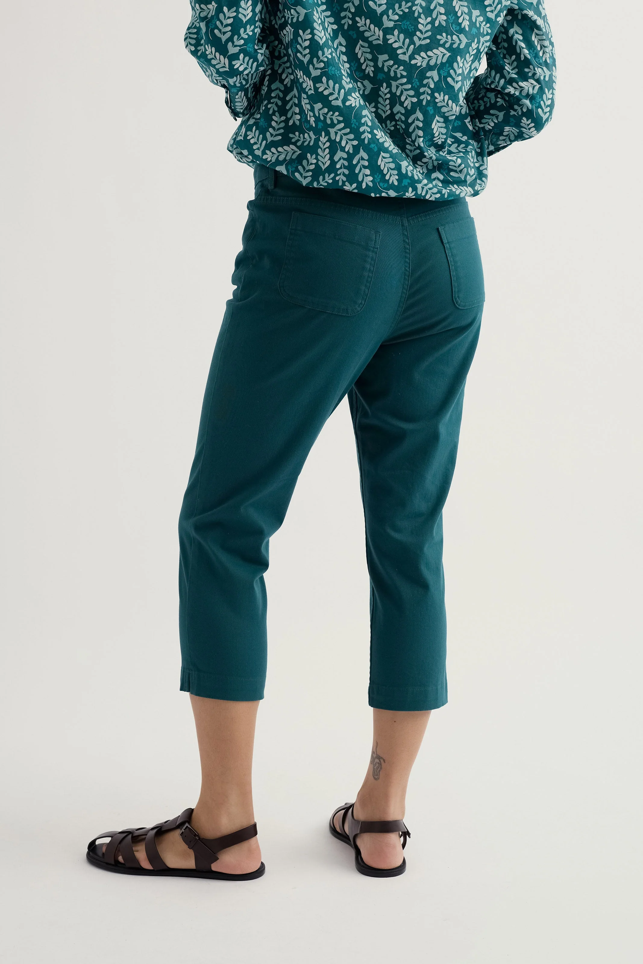 Albert Quay Slim Leg Cropped Trousers - Dark Wreckage - Image 3