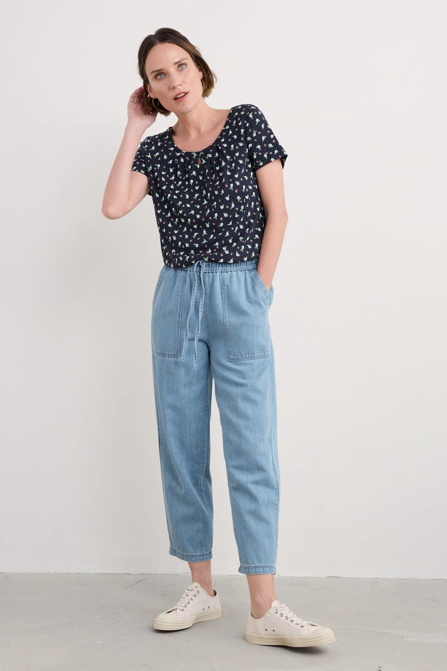 Appletree T-Shirt - Bud Flower Maritime - Image 5