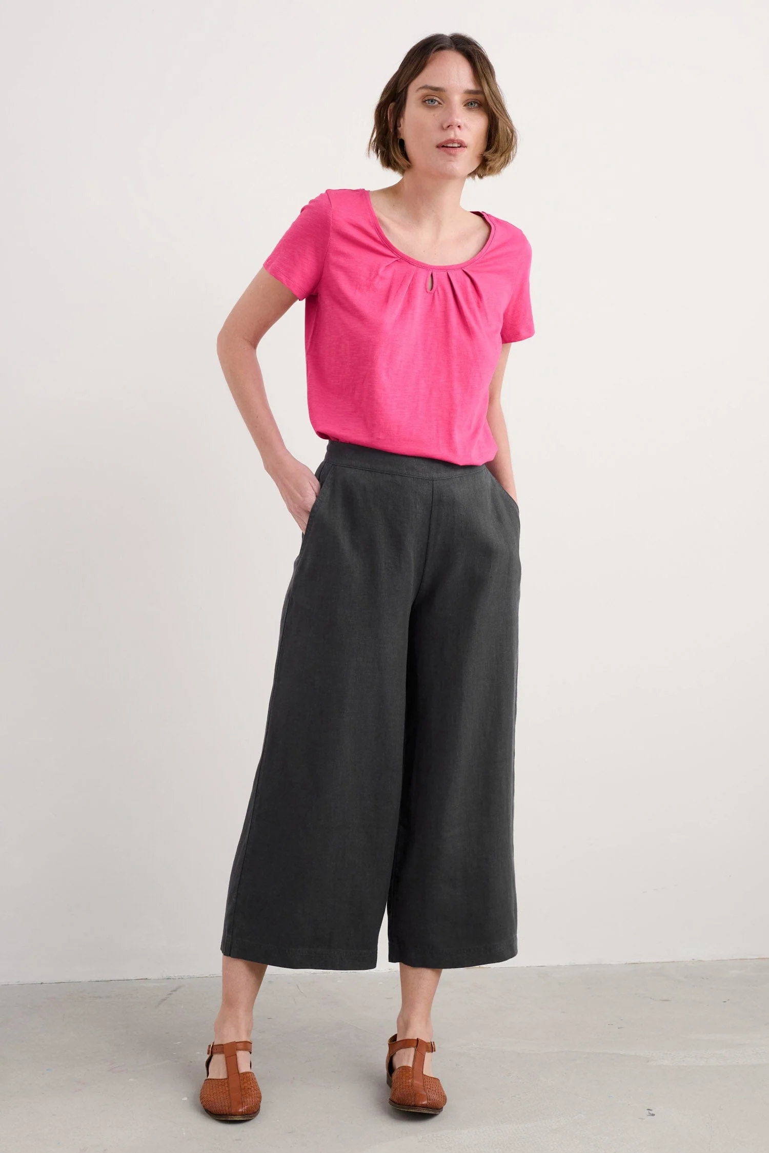Appletree T-Shirt - Tulip - Image 5