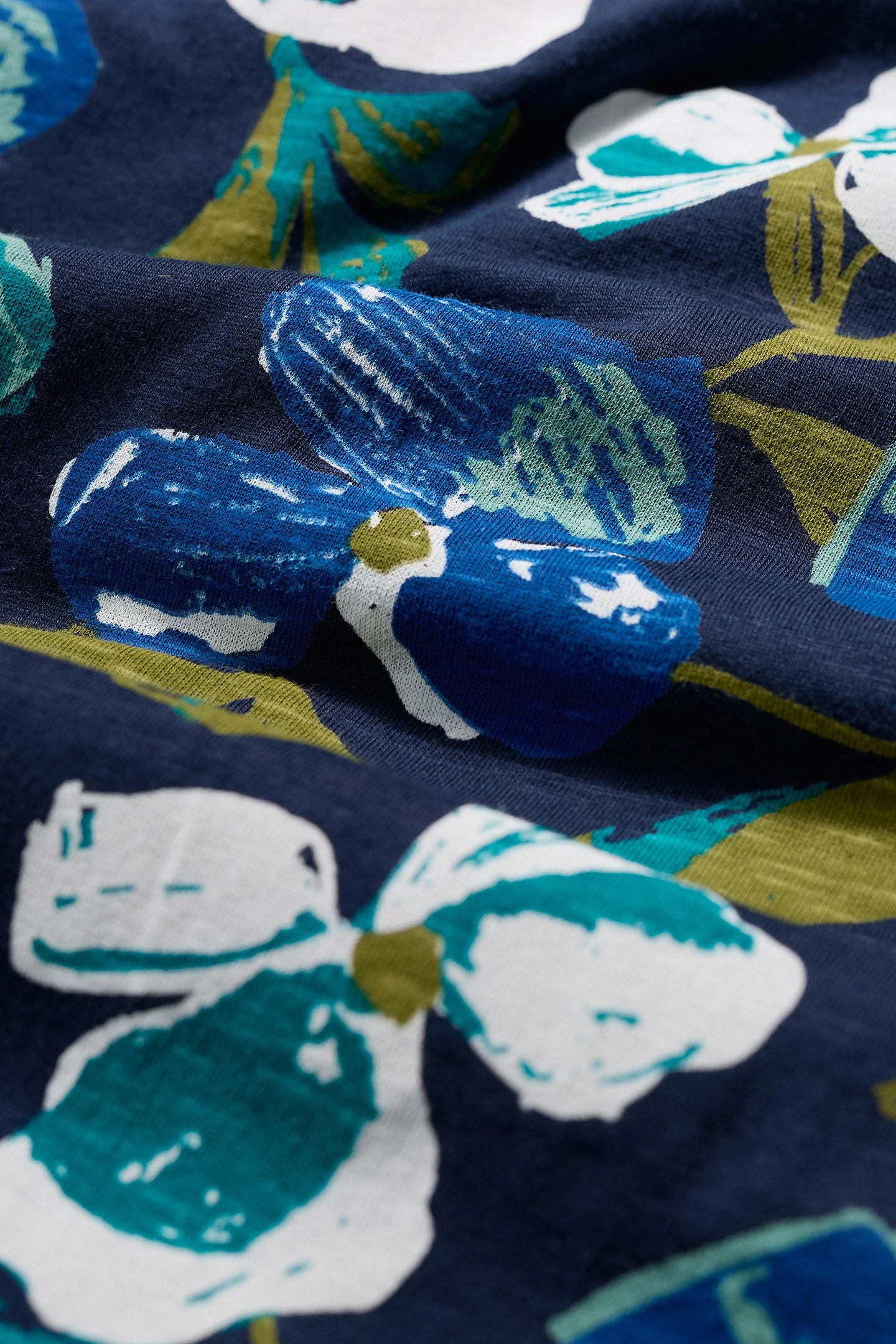 Chateaux Half Sleeve Dress - Lamorna Bloom Maritime - Image 7