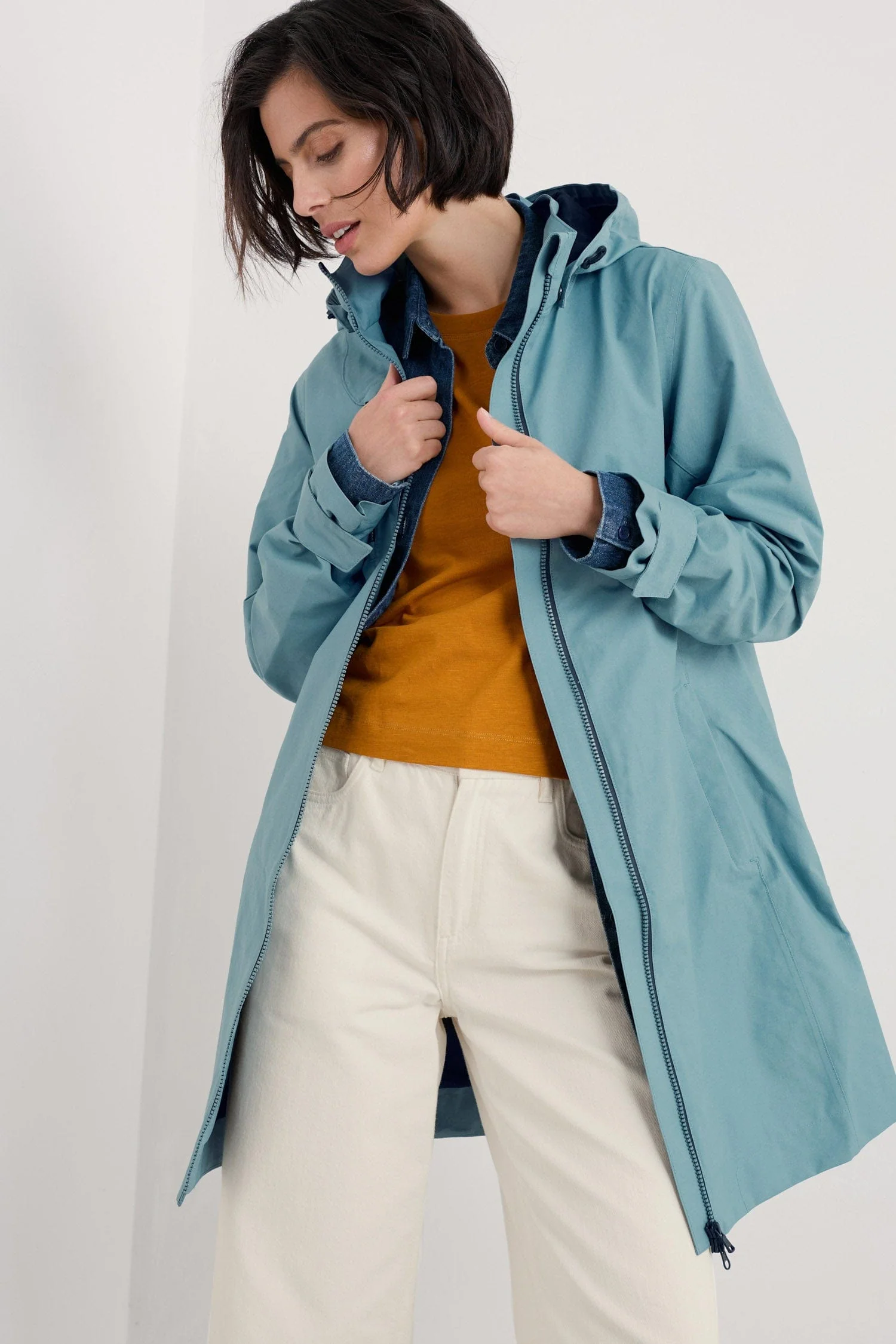 Coverack Waterproof Coat - Hail - Image 4