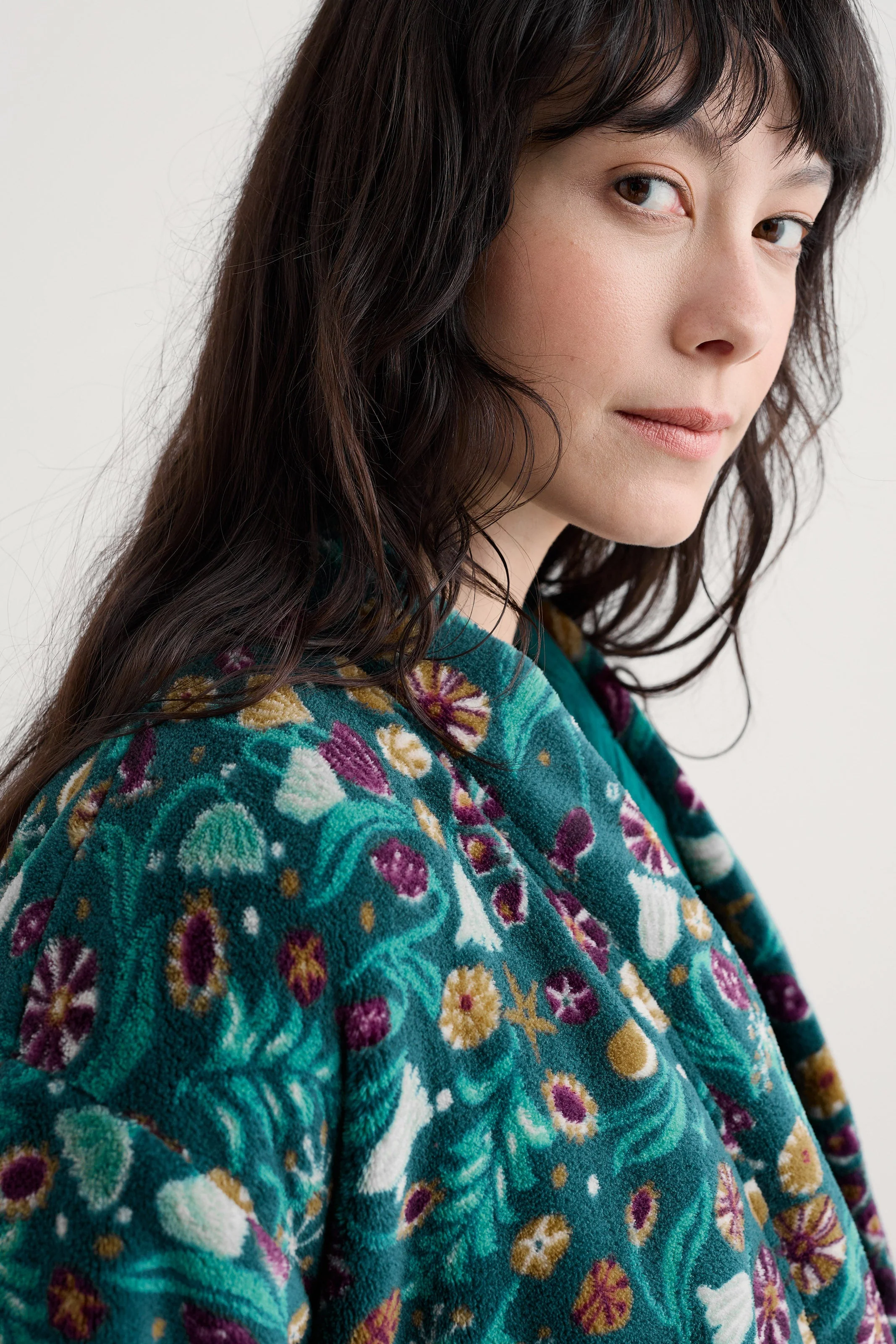 Hushing Dressing Gown - Illuminated Garden Dk Wreckage - Image 6