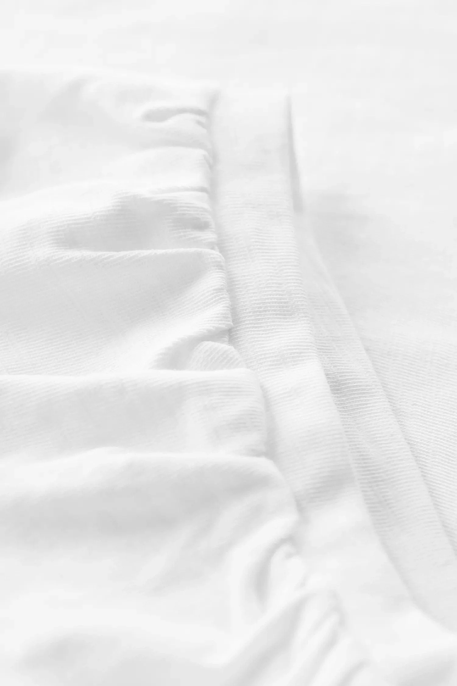 Oleander T-Shirt - Salt - Image 6