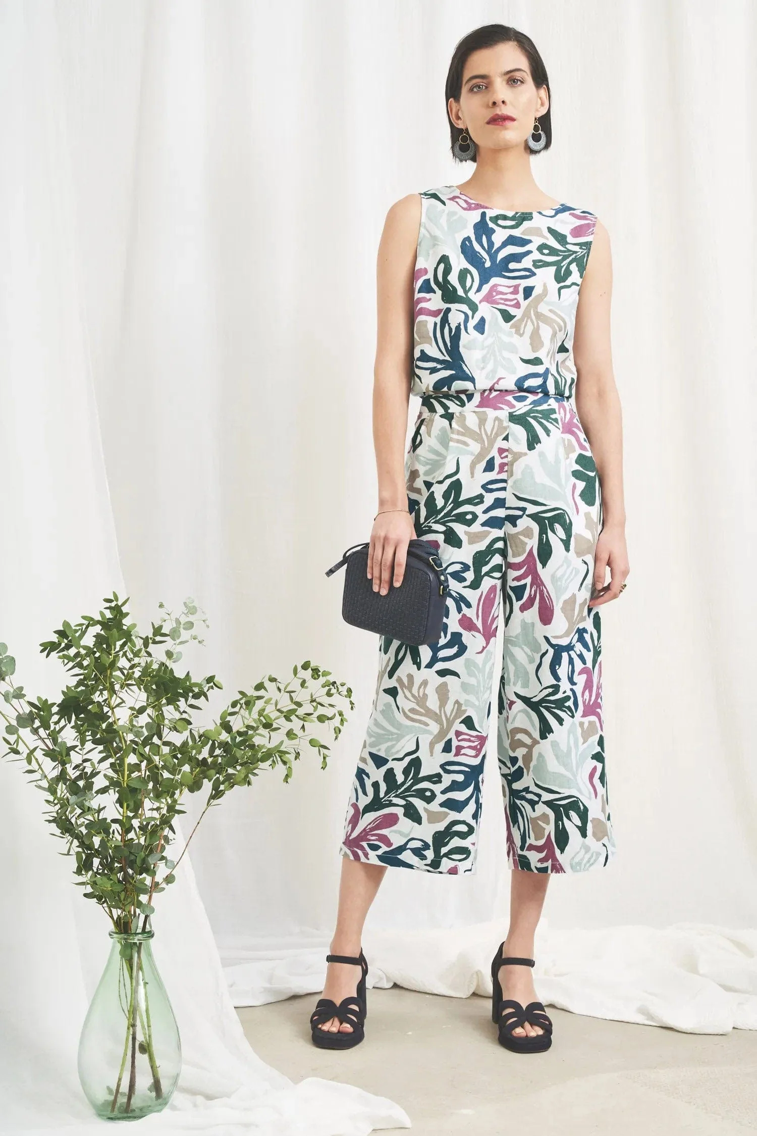 Peaceful Haven Linen Culottes - Sea Frond Chalk - Image 3