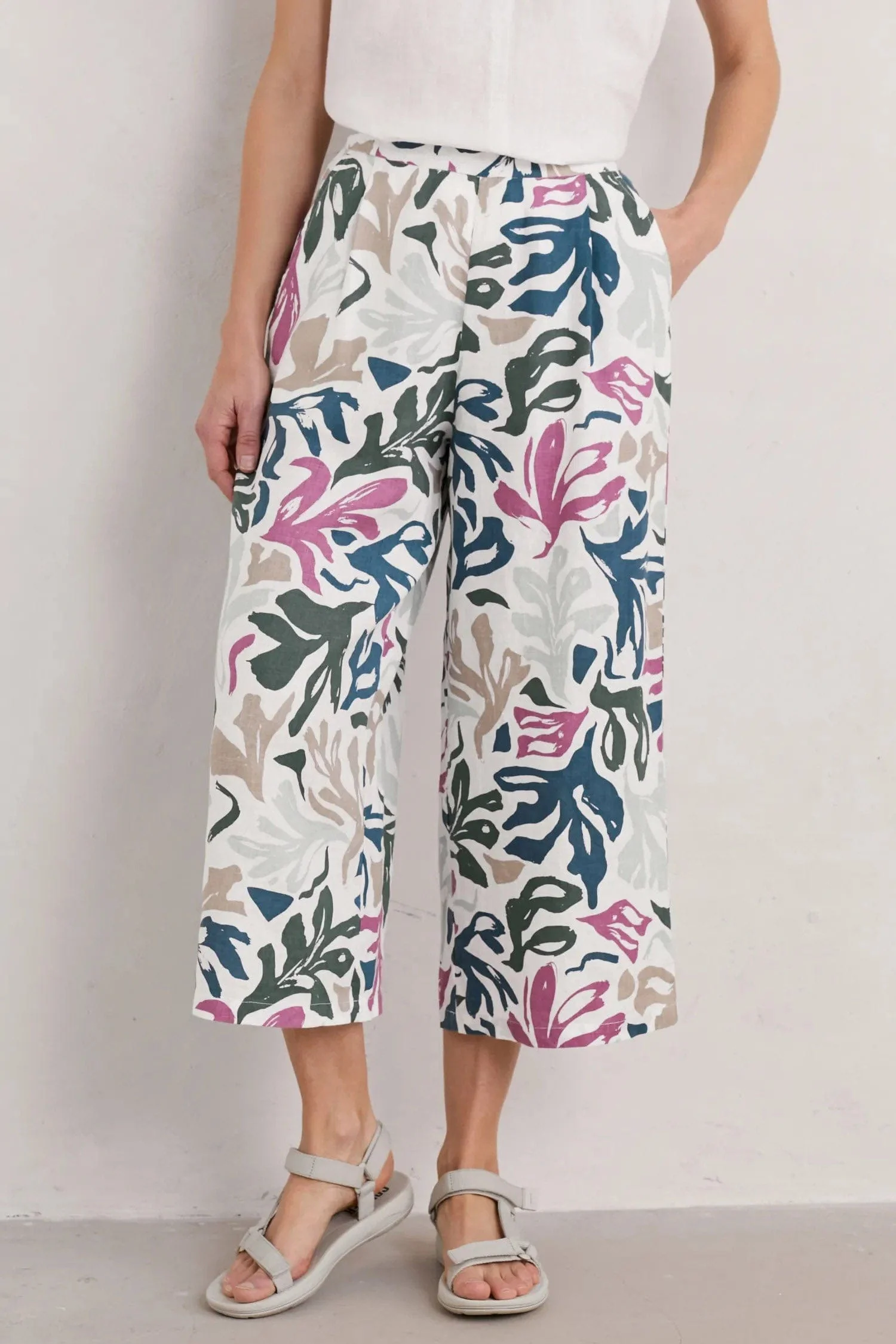 Peaceful Haven Linen Culottes - Sea Frond Chalk - Image 4