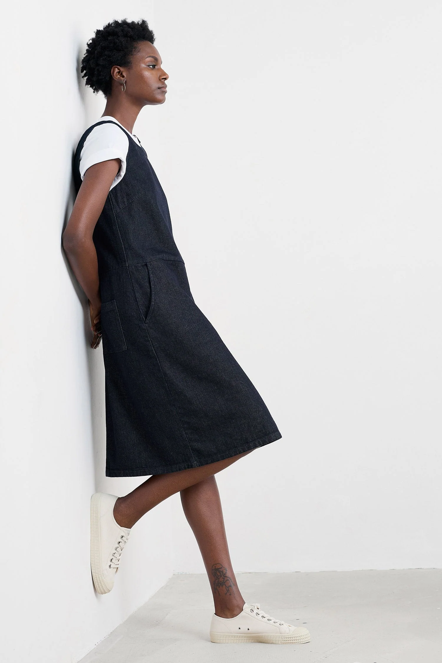 Salt Weave Knee Length Pinafore - Dark Wash - Image 4